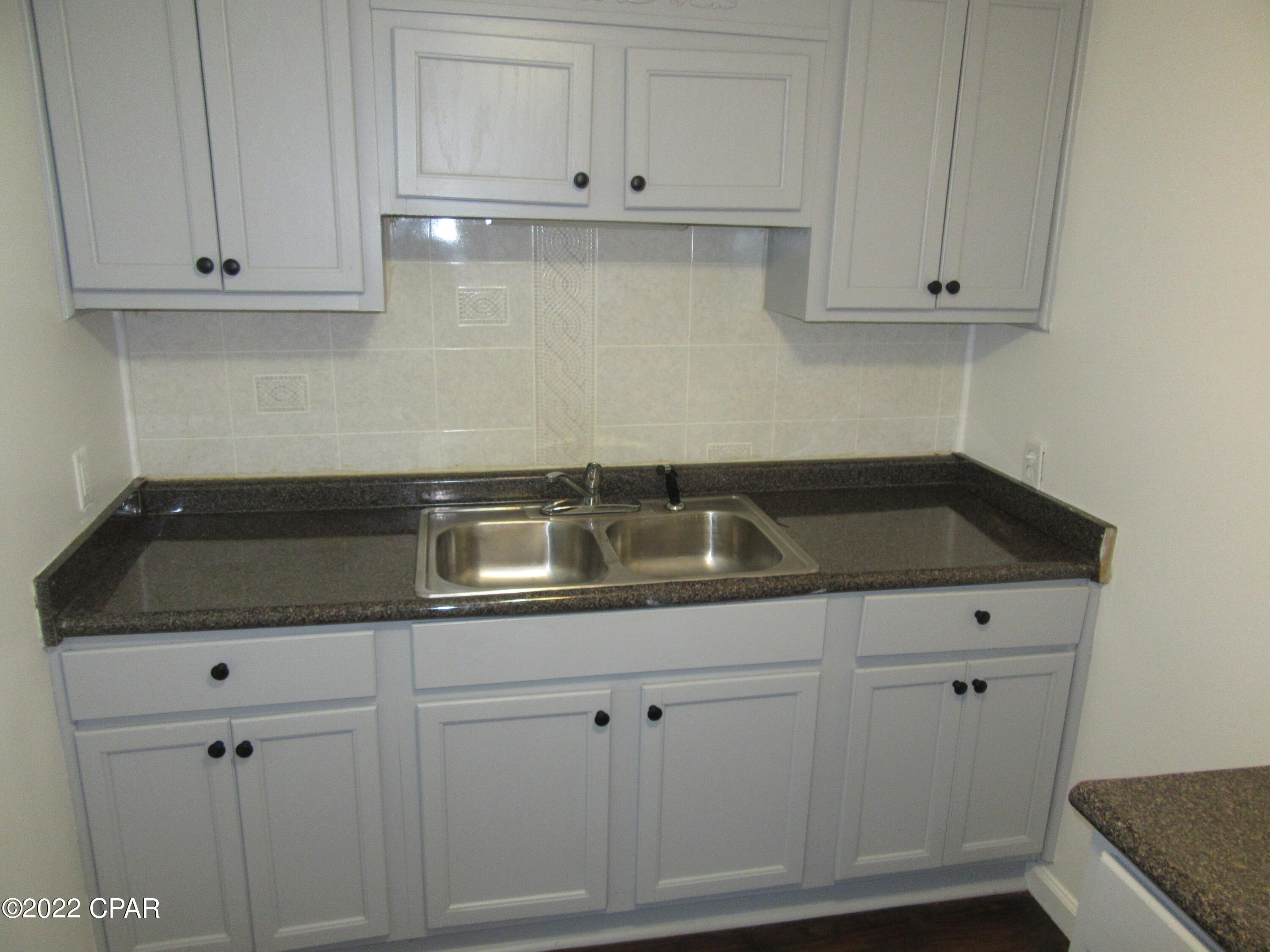 Image 7 For 237 Helen Avenue #b