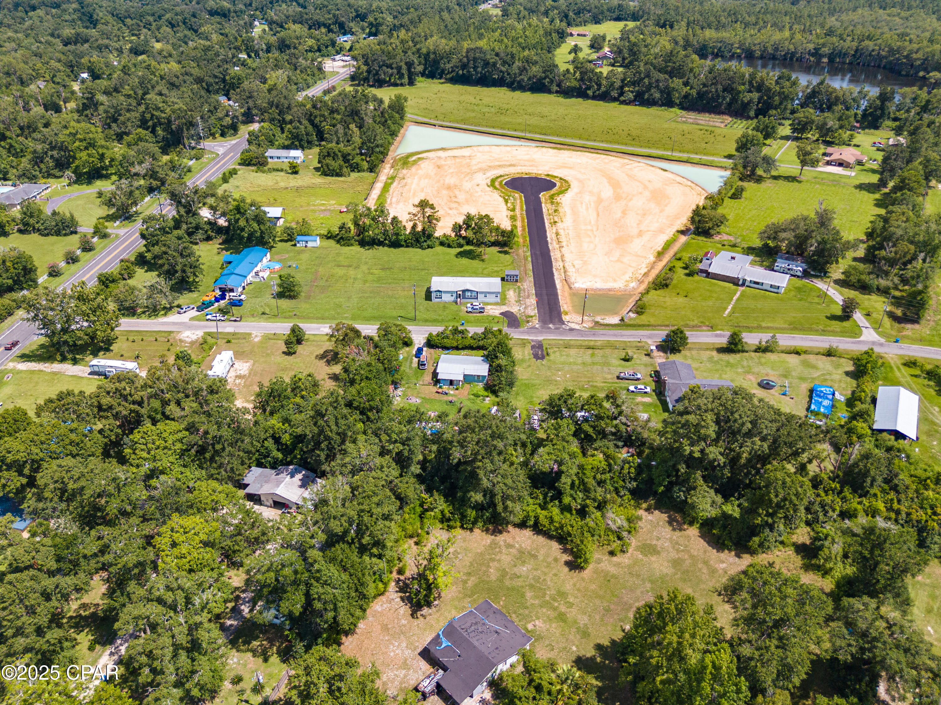 153 Old Dairy Farm Road, Wewahitchka, Florida image 9
