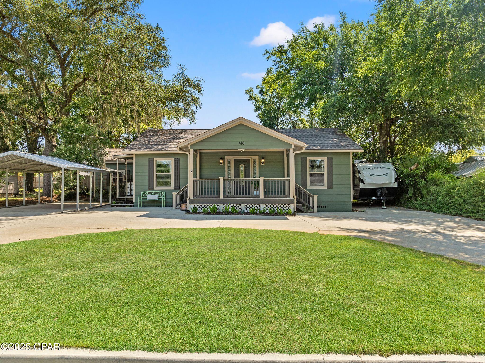 Image 1 For 418 Macarthur Avenue