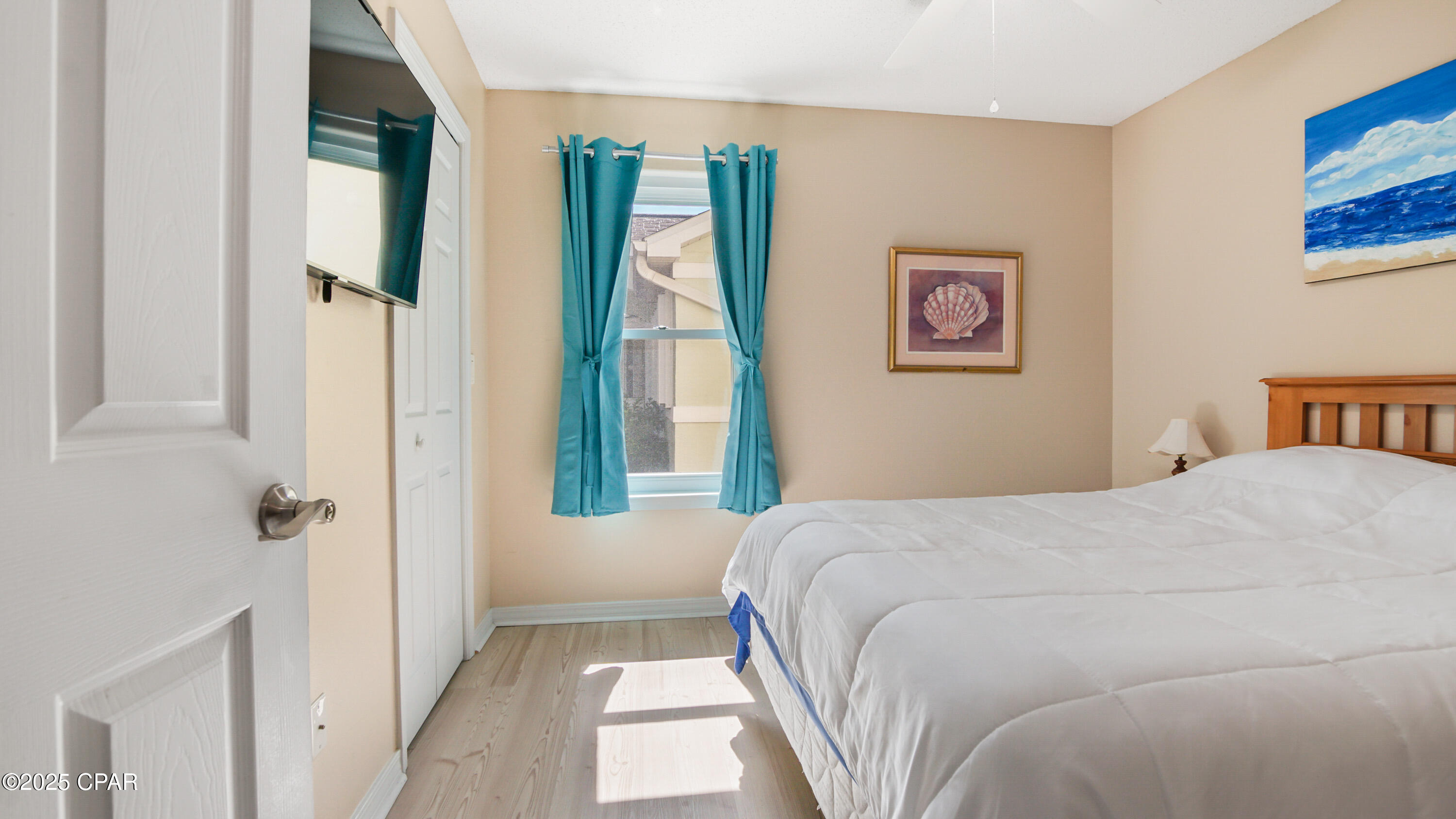 Image 8 For 230 Summerwood Drive
