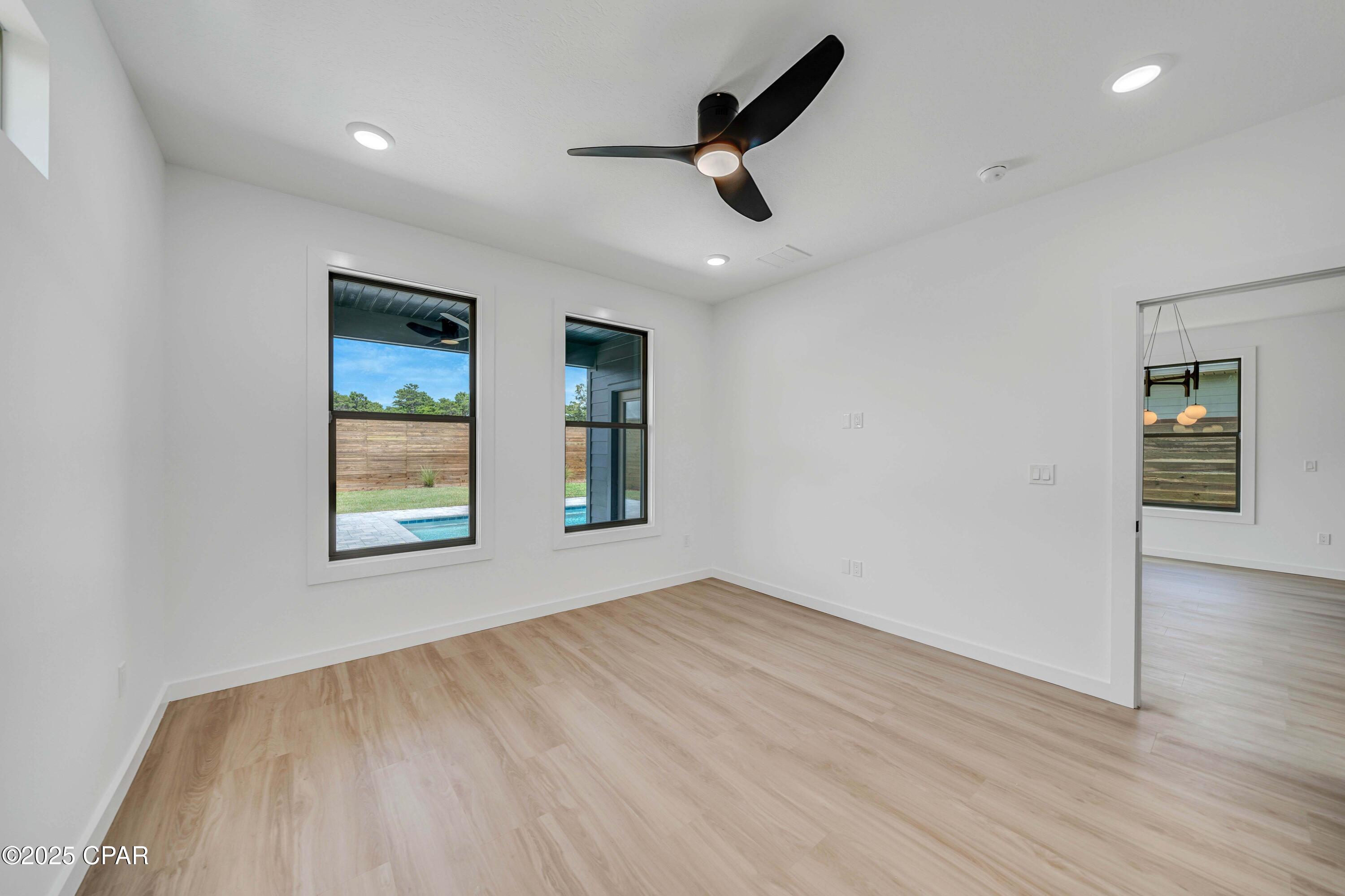 Image 19 For 20914 Lakeview Drive