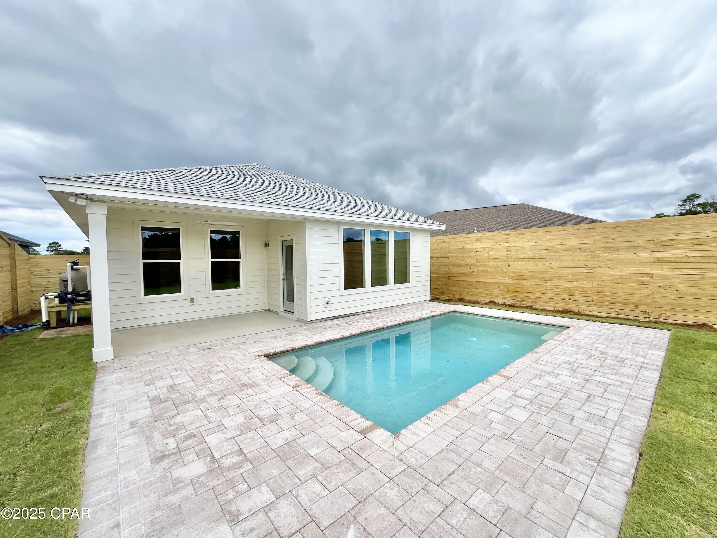Details for 20916 Lakeview Drive, Panama City Beach, FL 32413