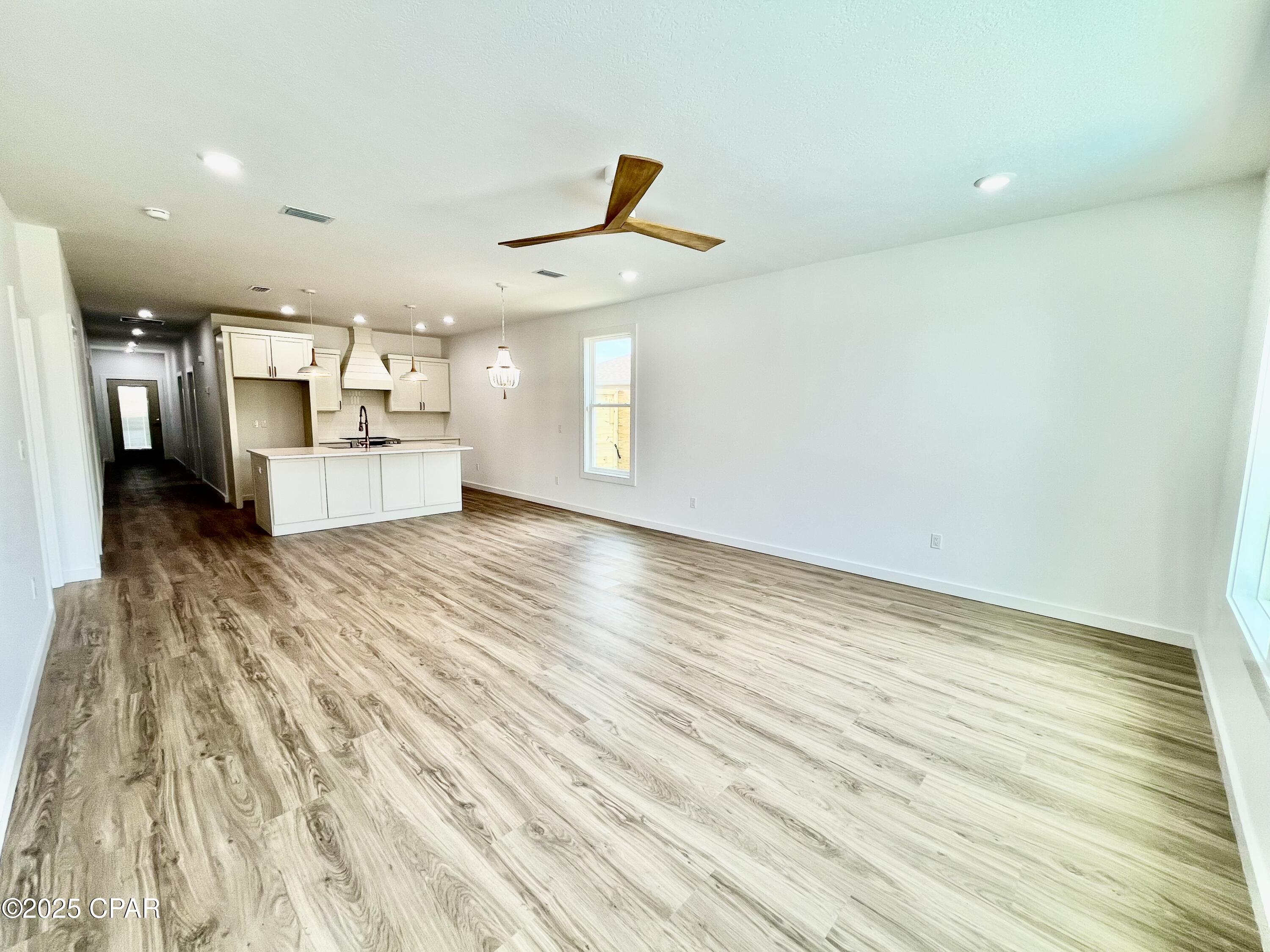 Image 14 For 20916 Lakeview Drive