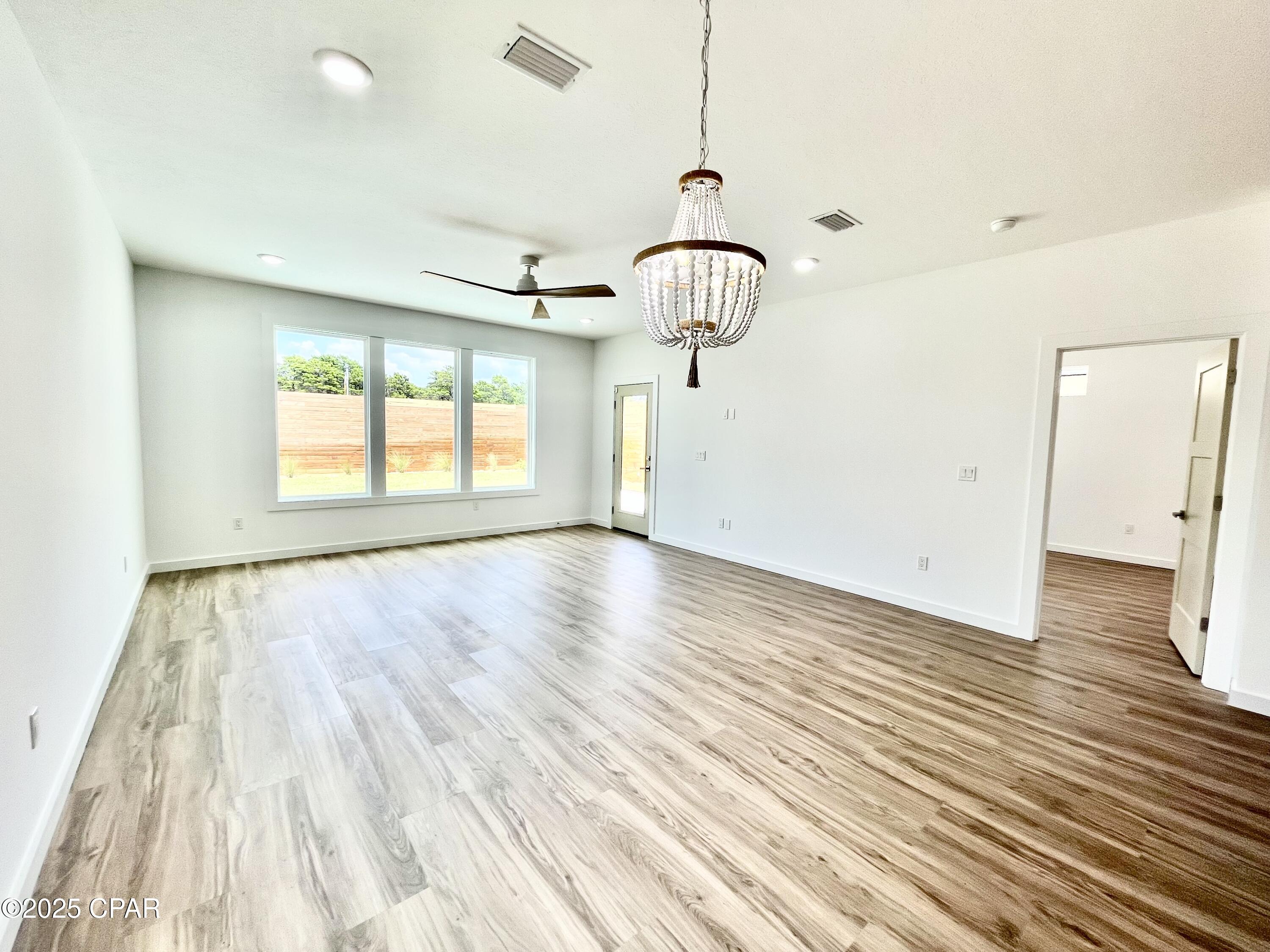 Image 16 For 20916 Lakeview Drive