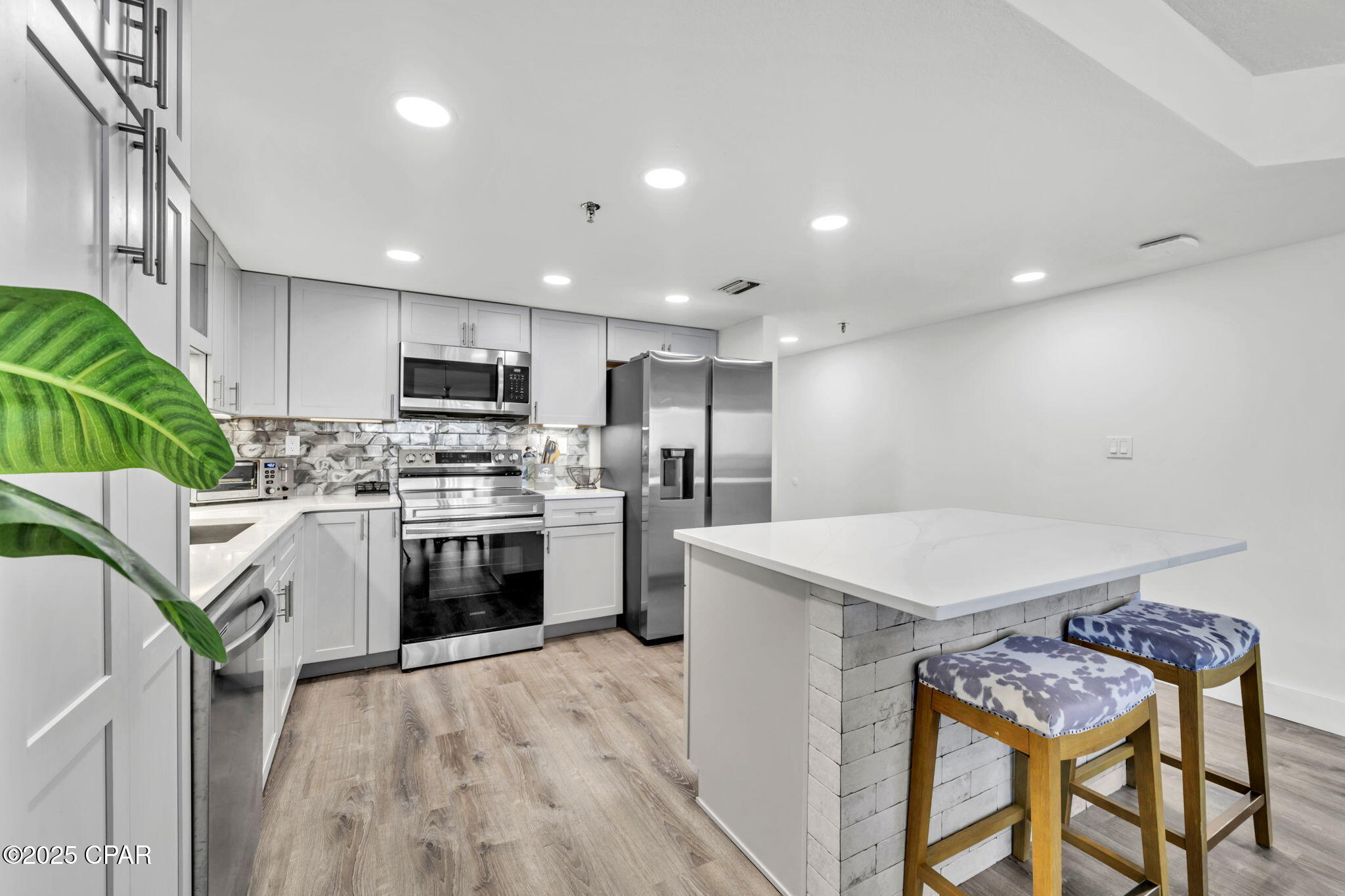 6201 Thomas Drive #409, Panama City, Florida image 11