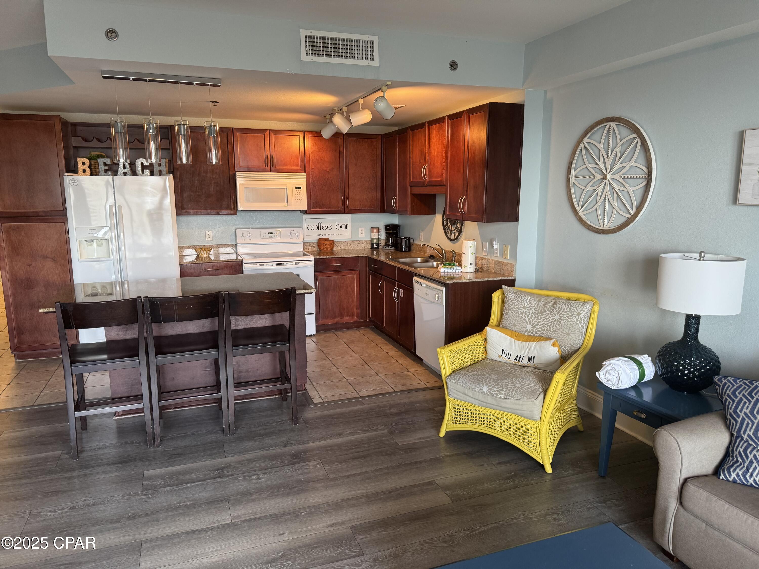 9860 S Thomas Dr. Drive #614, Panama City Beach, Florida image 1