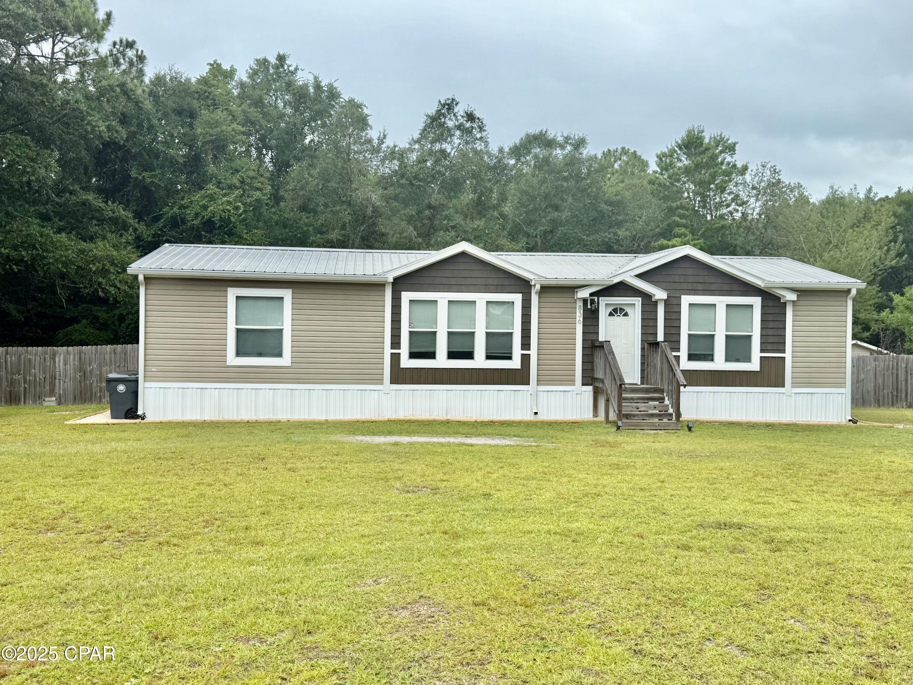 836 Phillips Drive, Freeport, Florida image 1