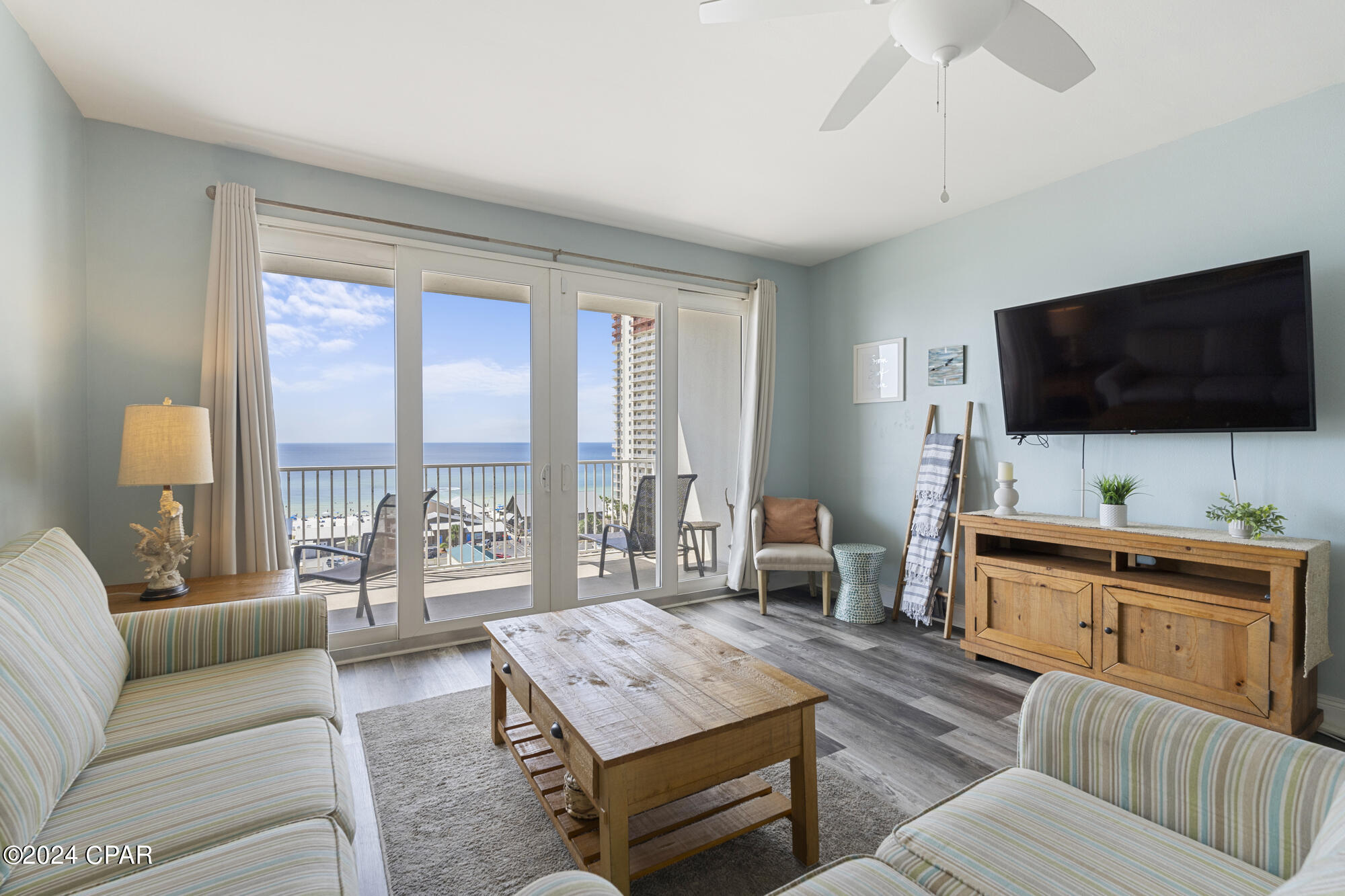 Image 4 For 9860 Thomas Drive 825