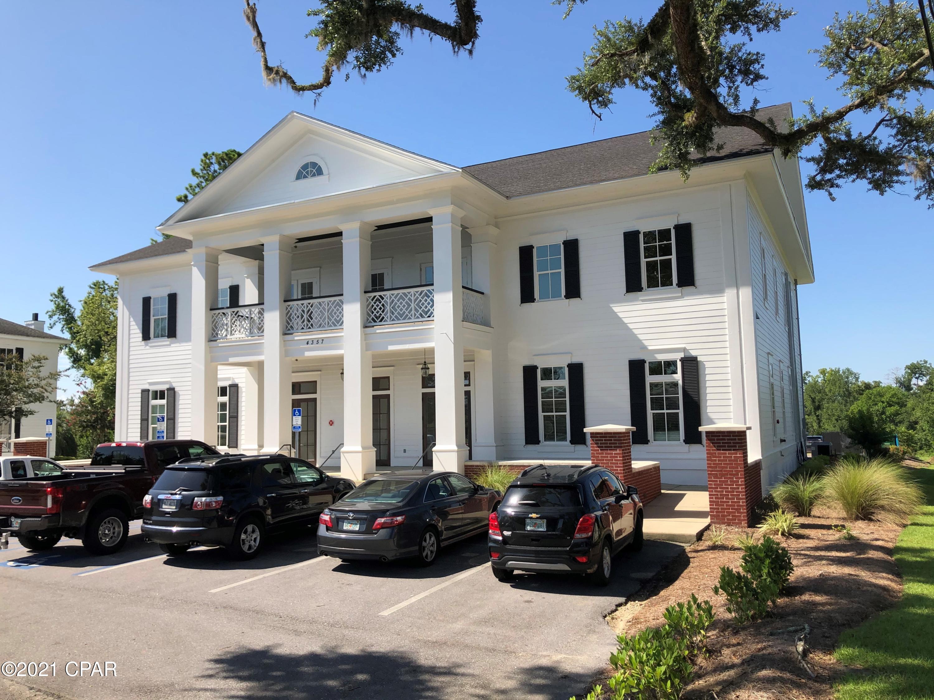 Listing photo id 2 for 4357 Lafayette Street