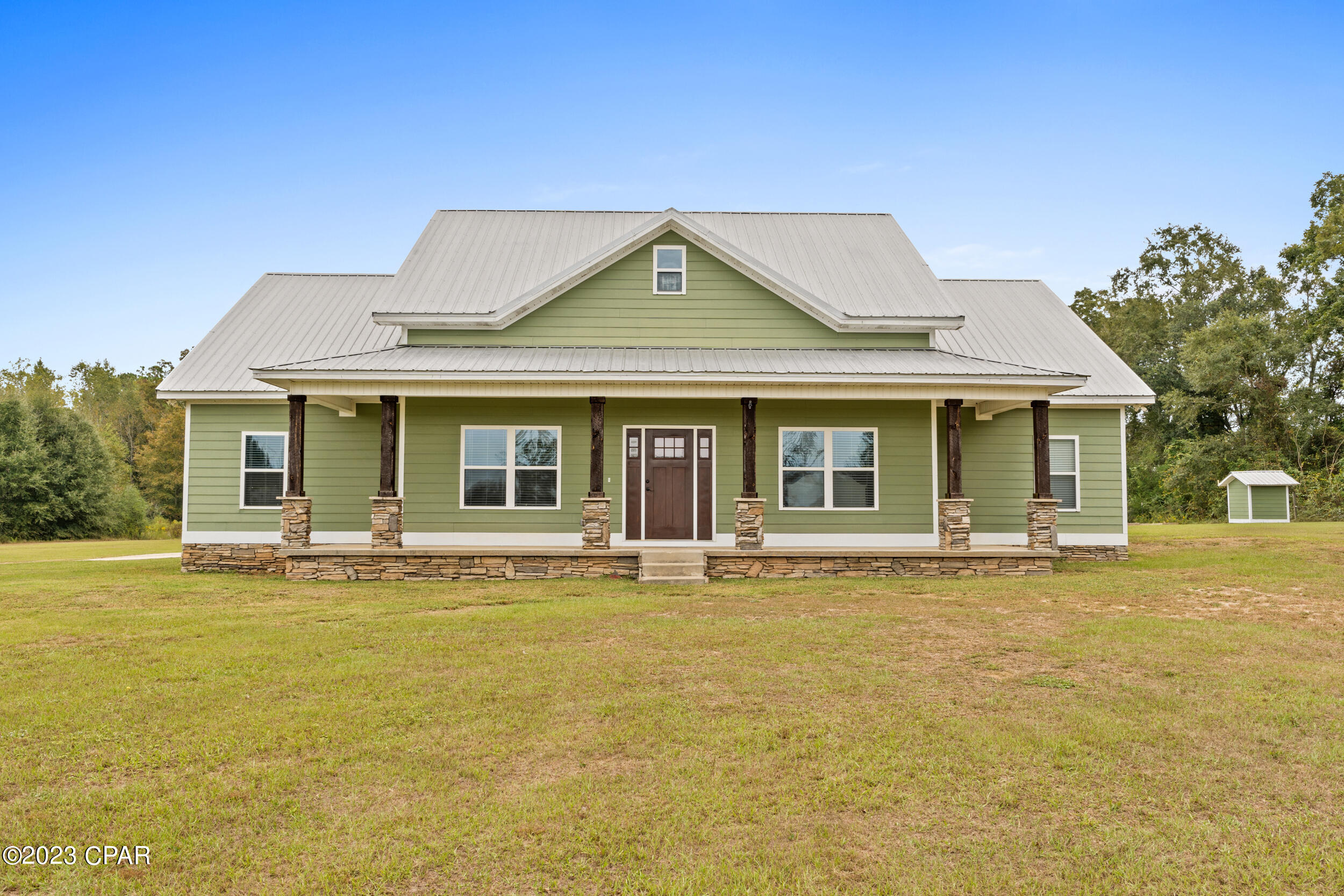 5256 Smokey Road, Graceville, FL 