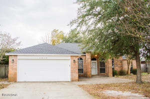 7215 Zoe Circle, Navarre, FL 