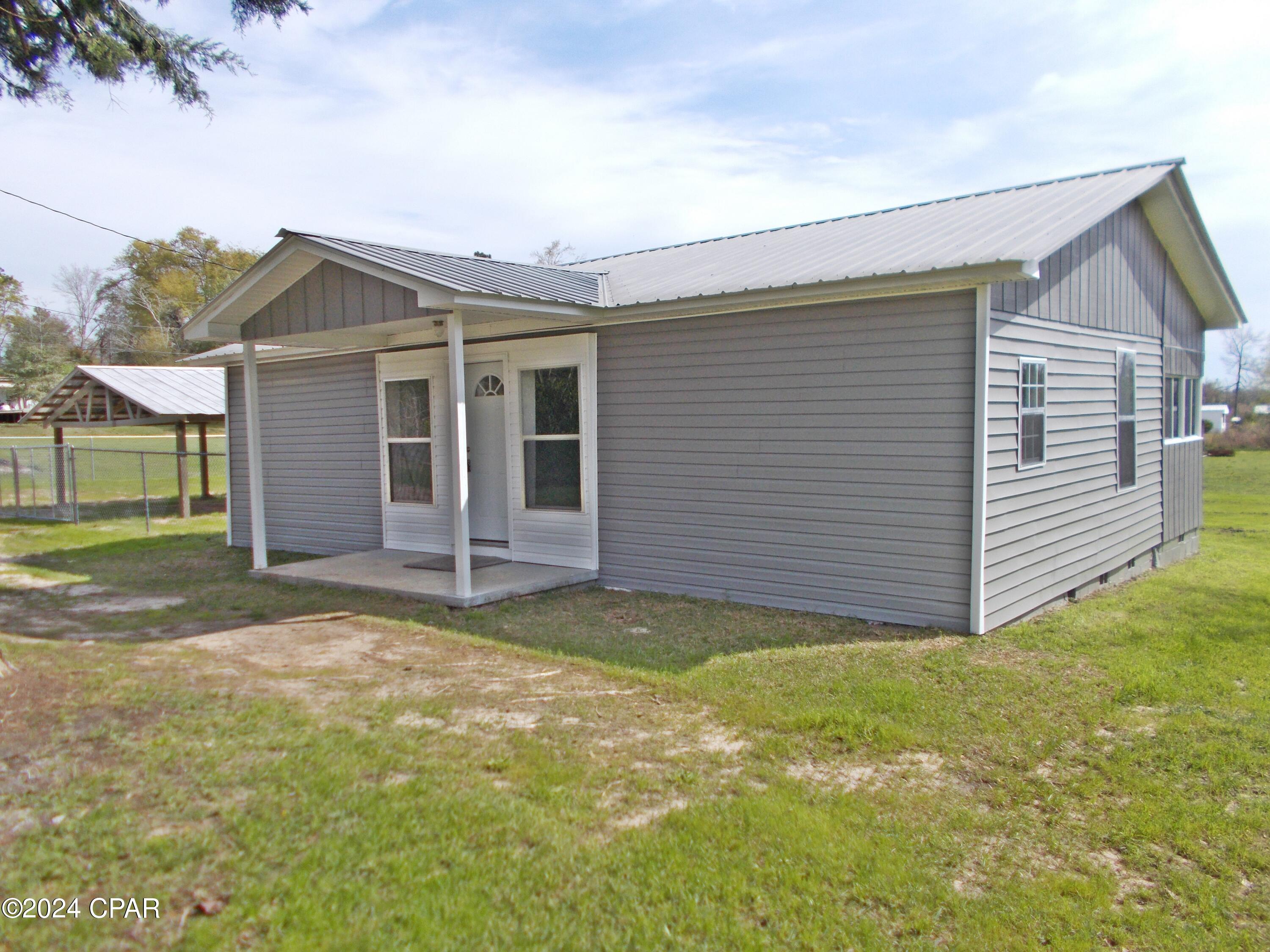 1726 Tennessee Street, Alford, FL 