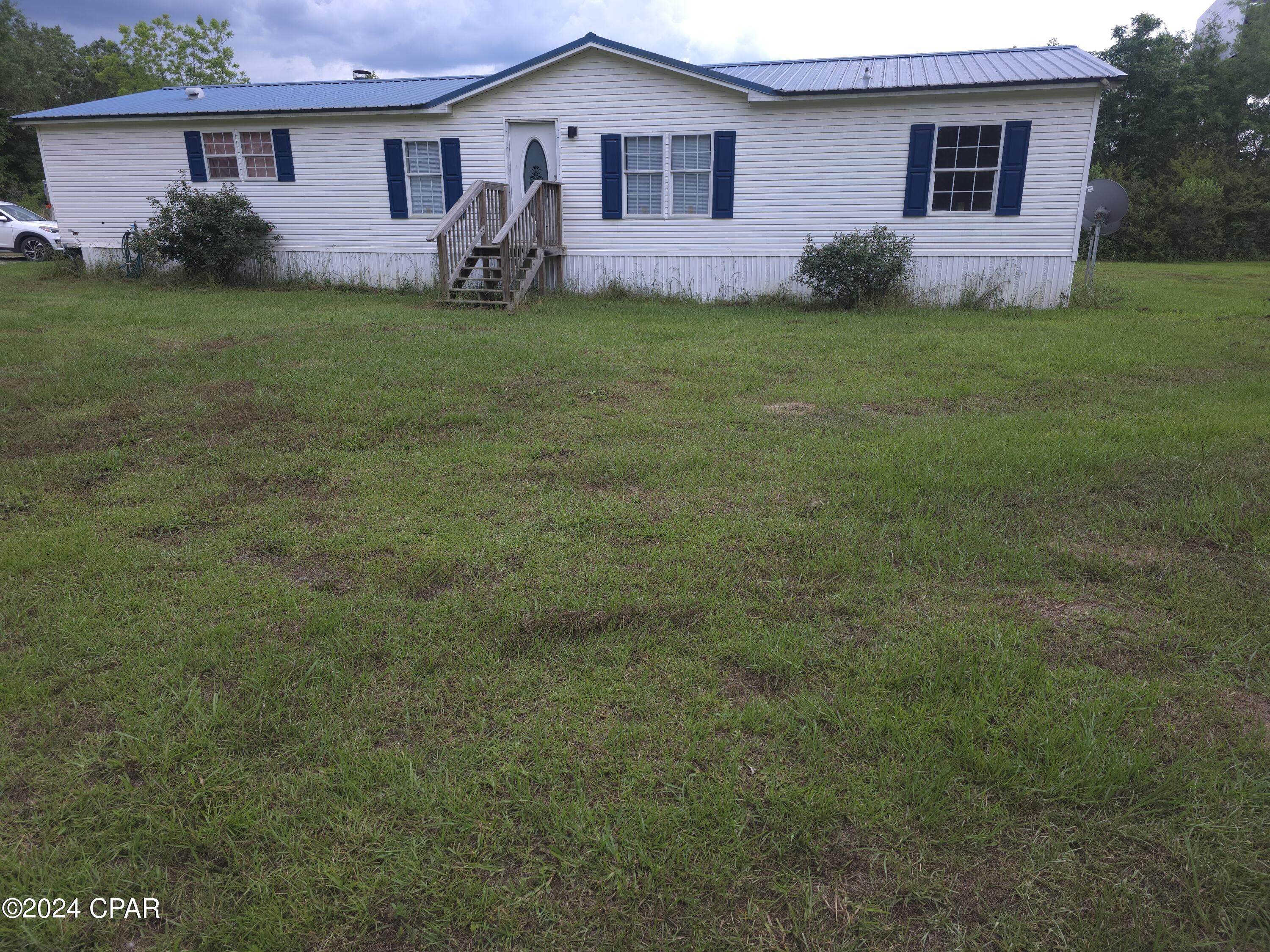 Photo of 2273 Obert Rd Cottondale FL 32431