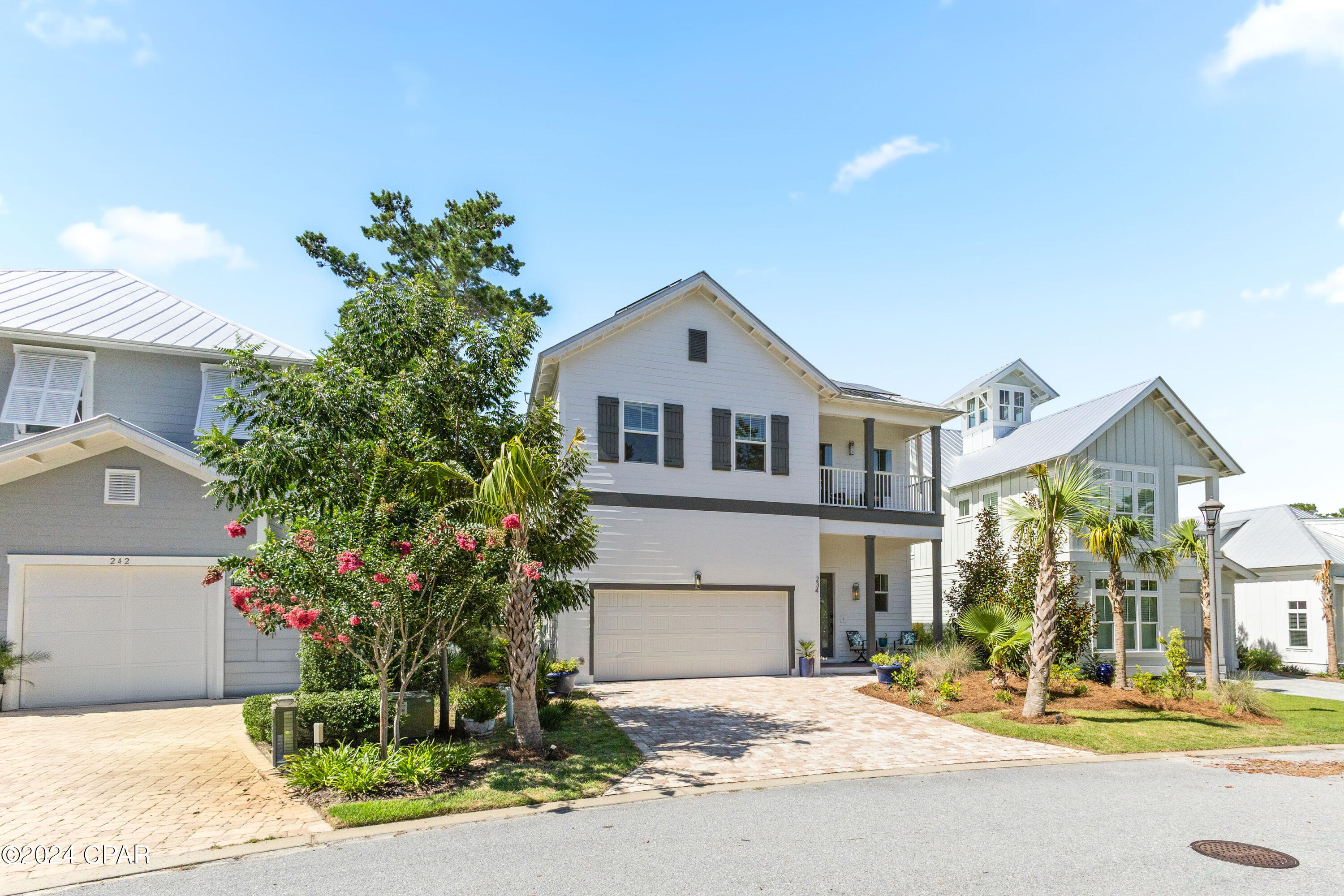 Image 3 For 234 Grande Pointe Circle