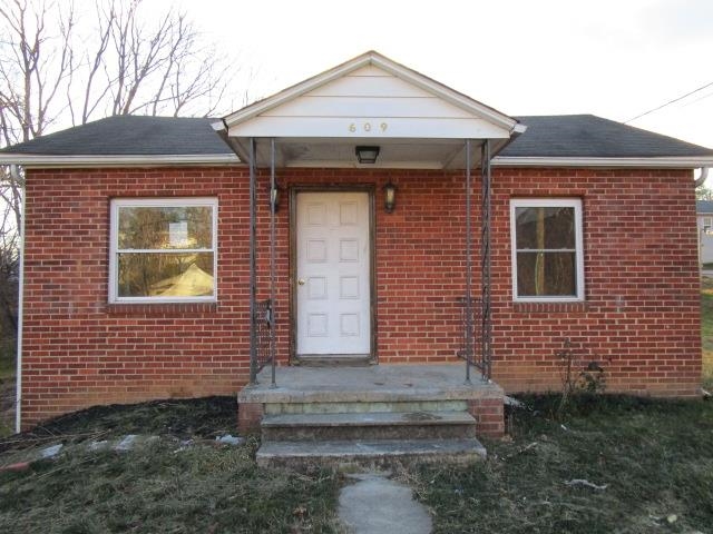 609 Grubert Ave