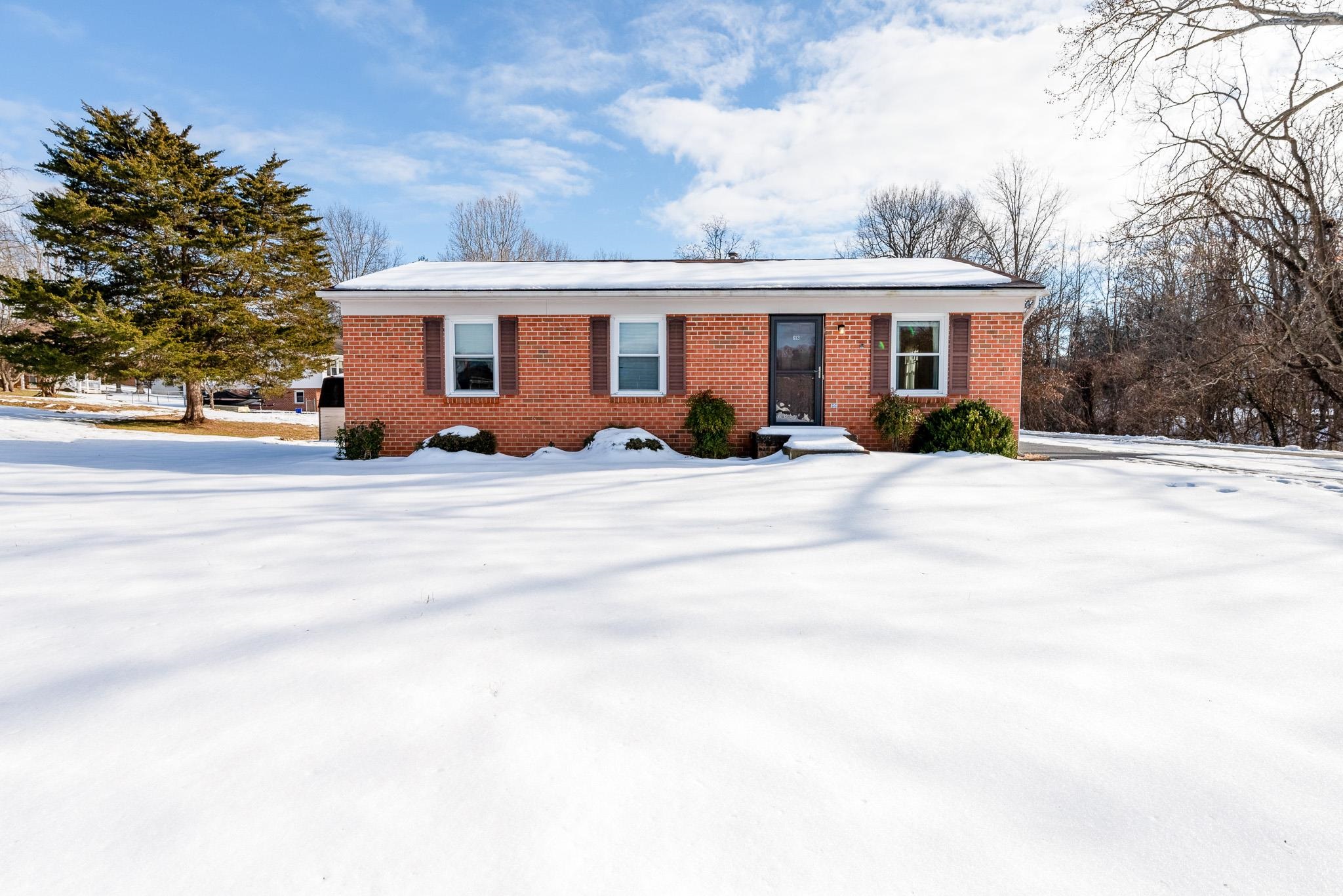 613 Ritchie Blvd