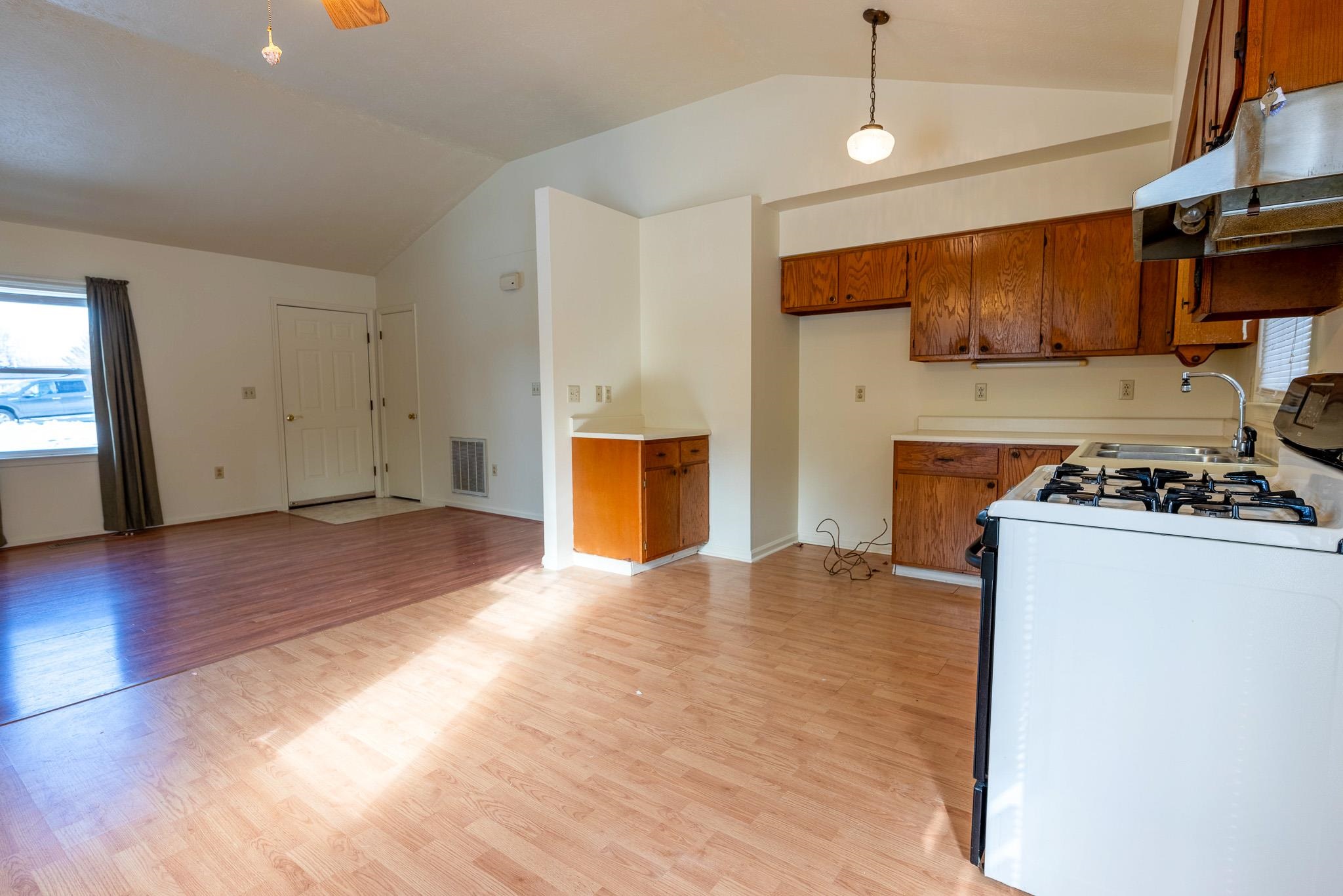 613 Ritchie Blvd