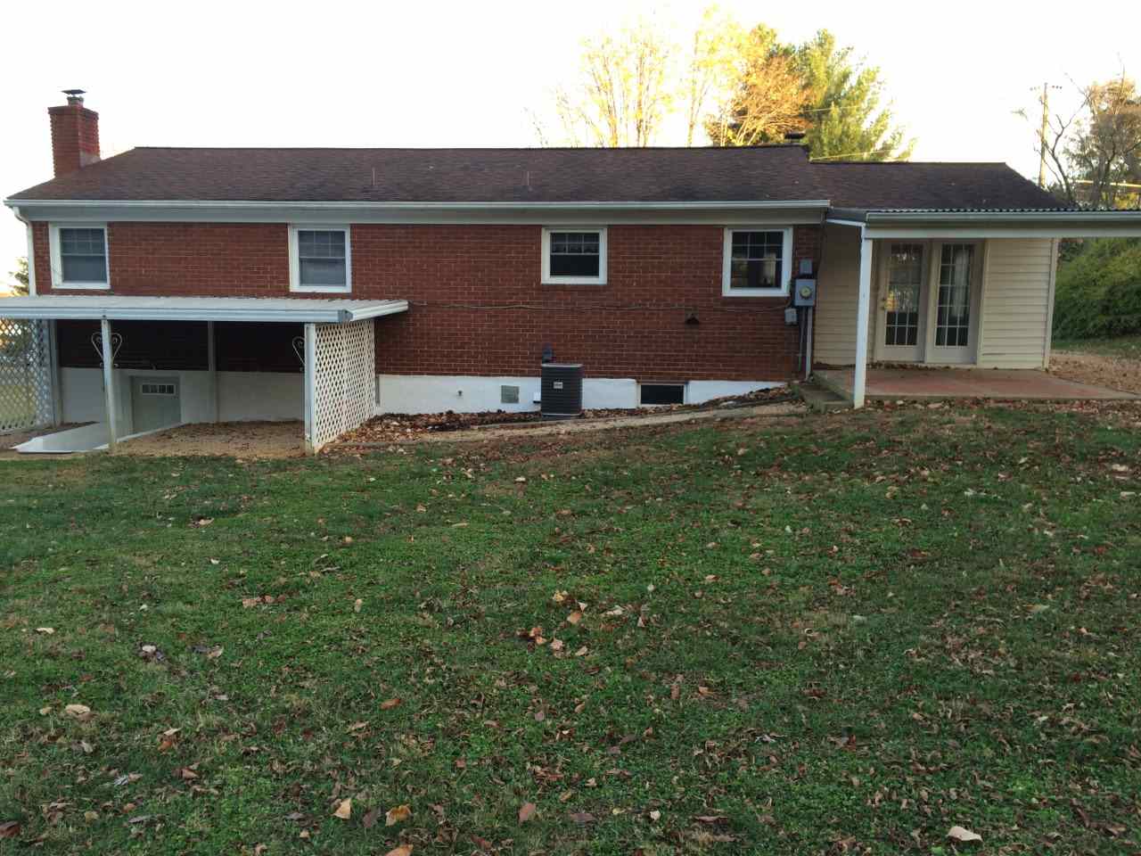 22 Herron St