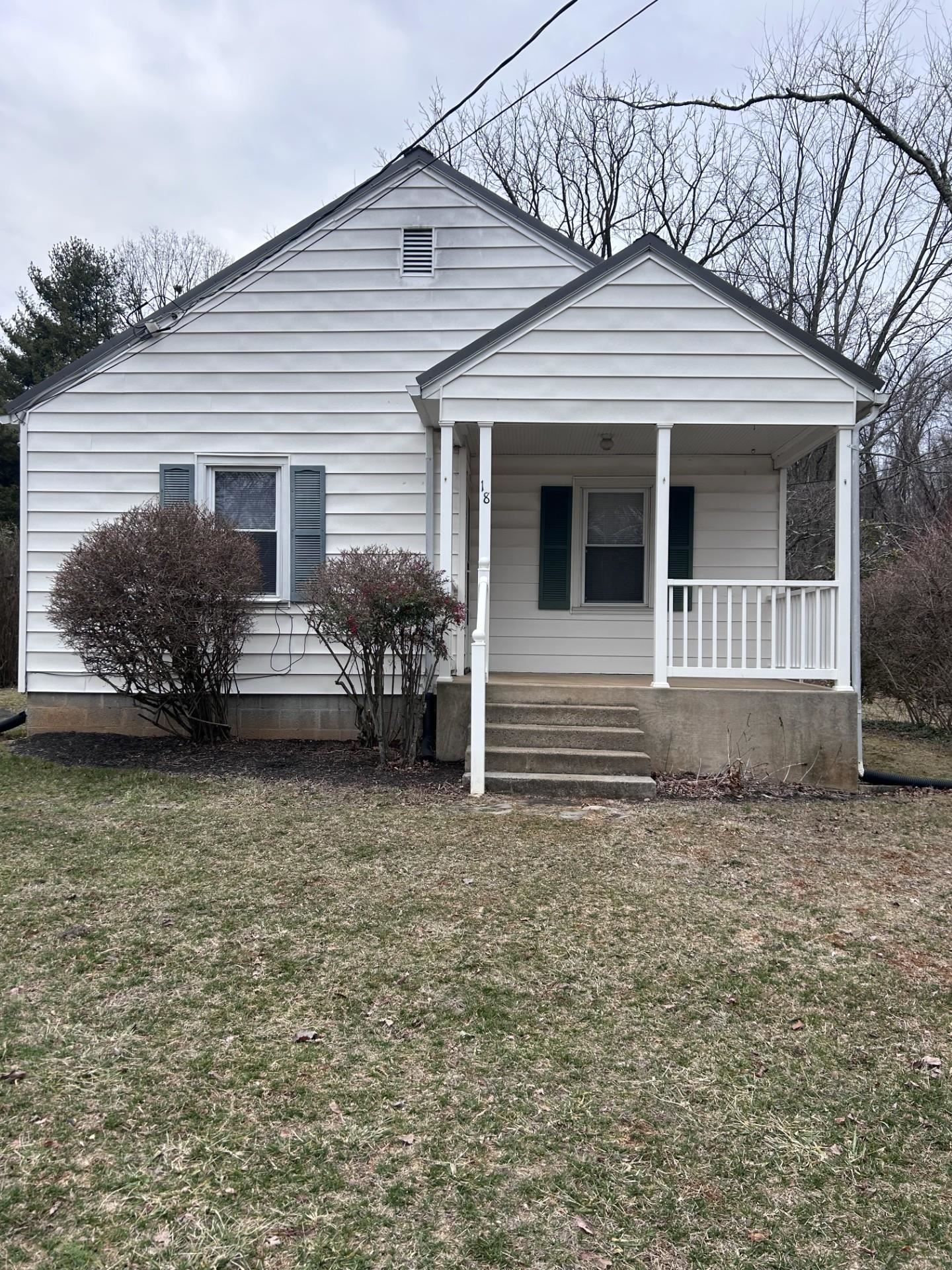 18 Herron St
