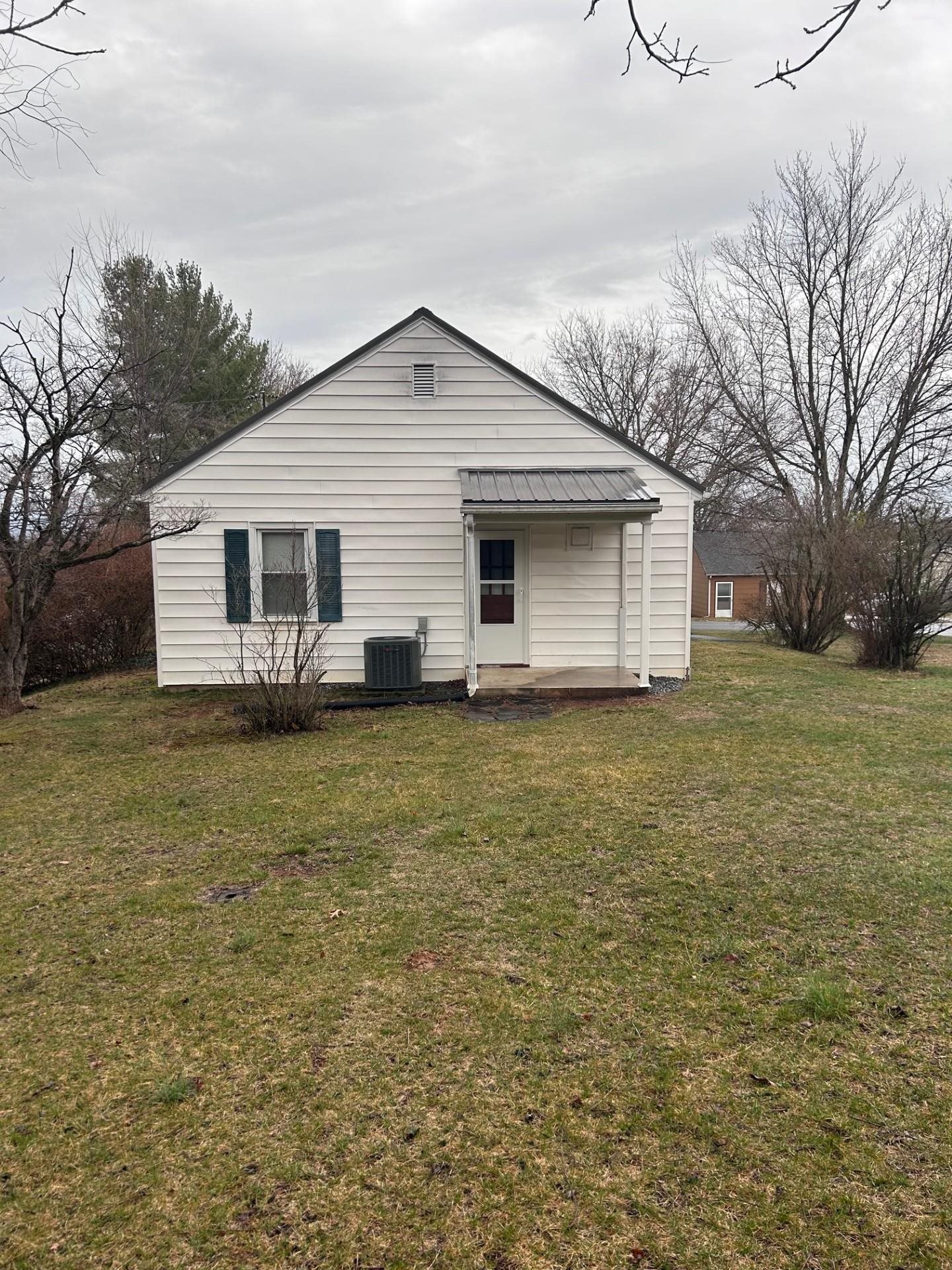 18 Herron St