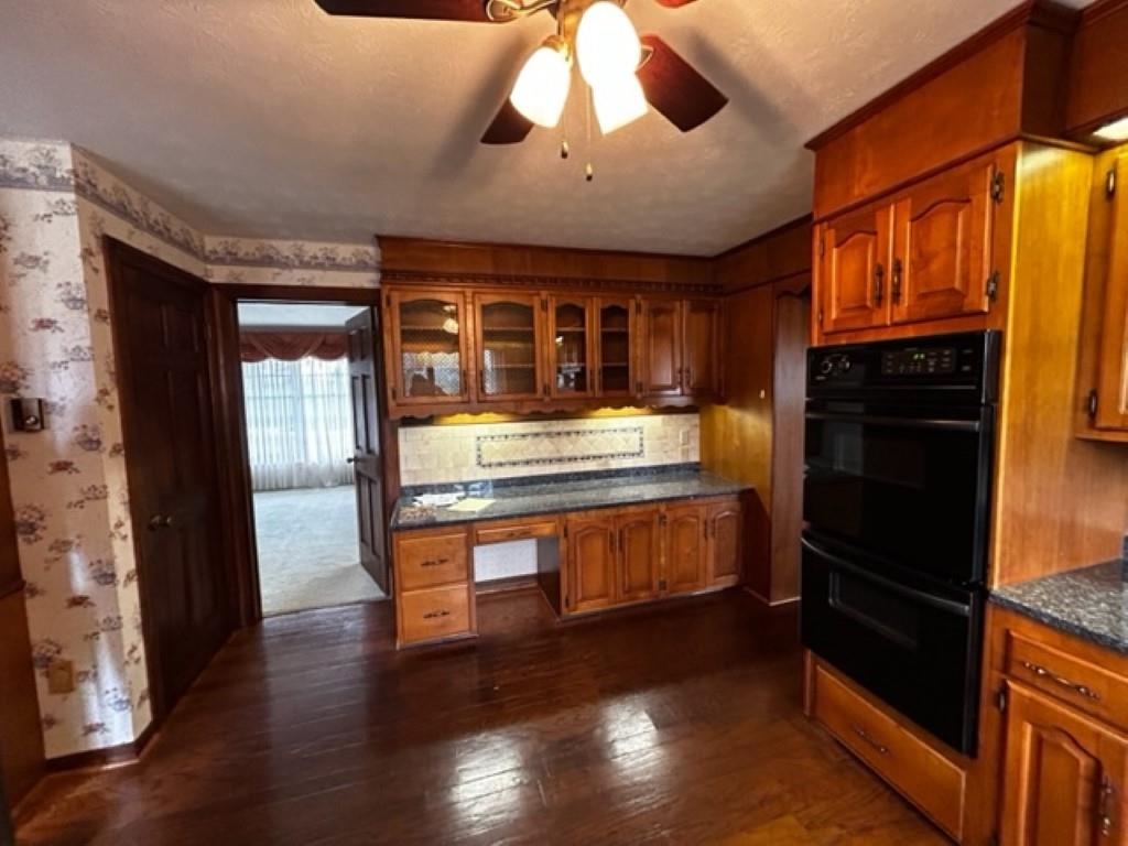 1088 Weyers Cave Rd