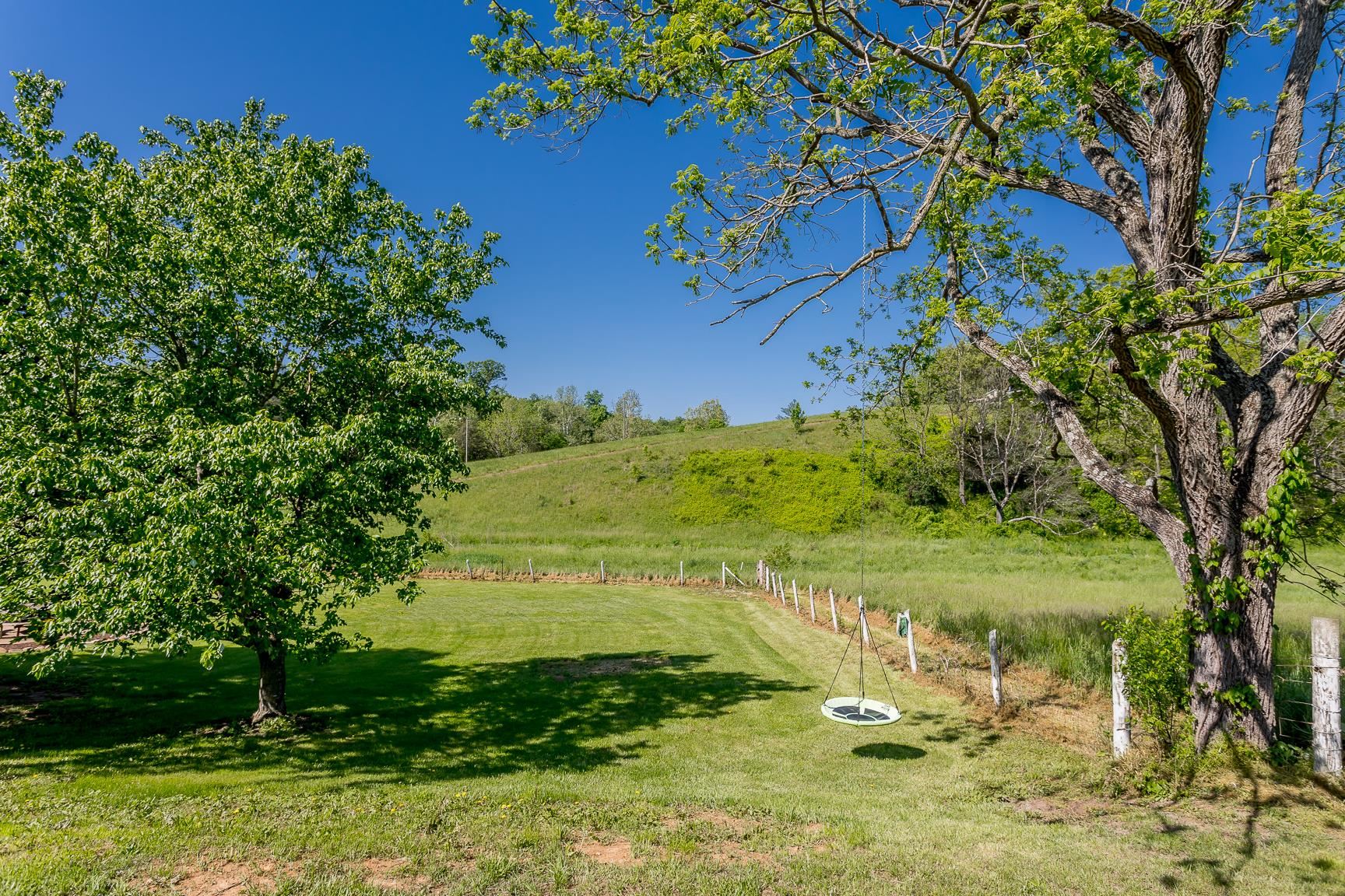 1099 Knightly Mill Rd