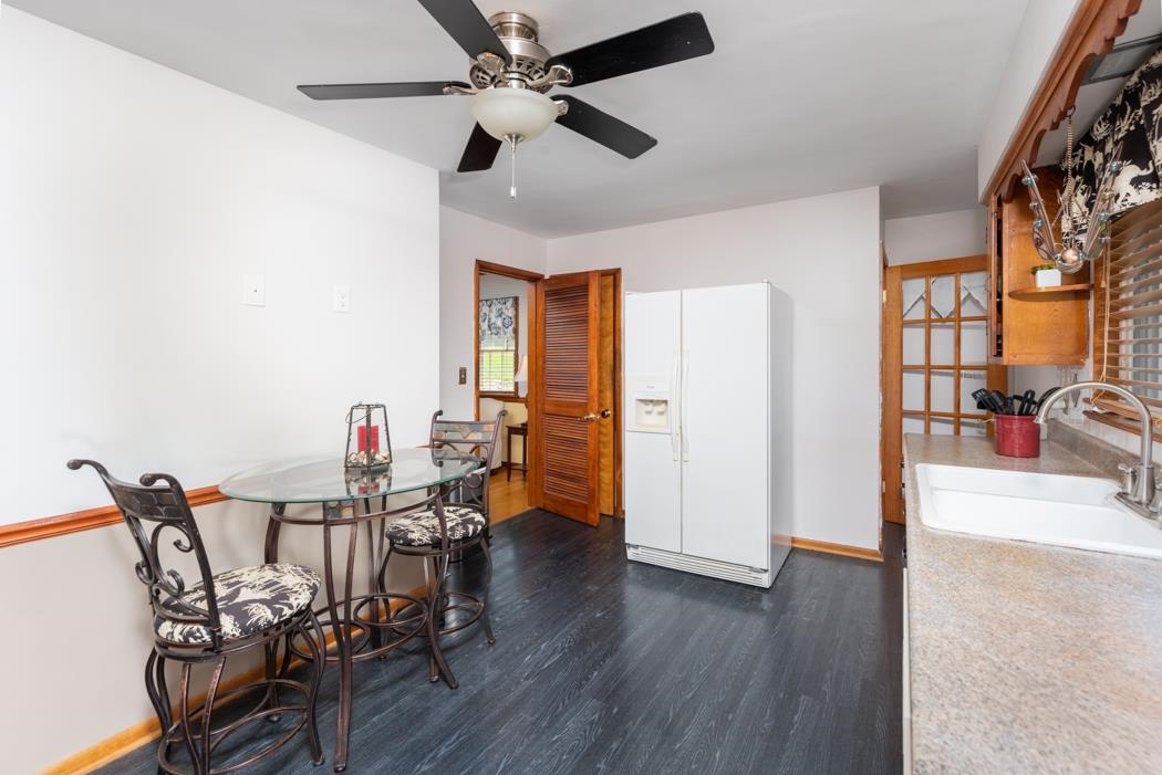 6 Belmont Dr
