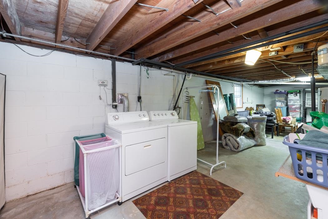 6 Belmont Dr