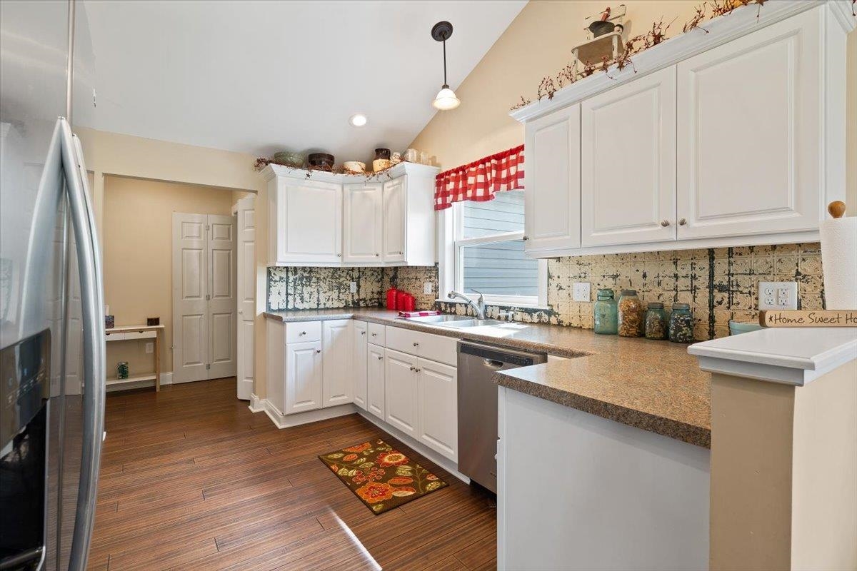 114 Howardsville Tpke