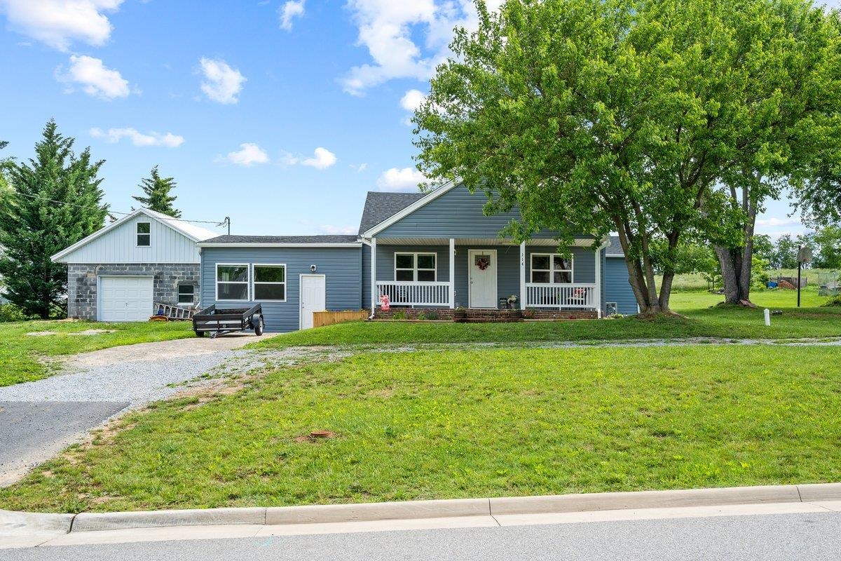 114 Howardsville Tpke