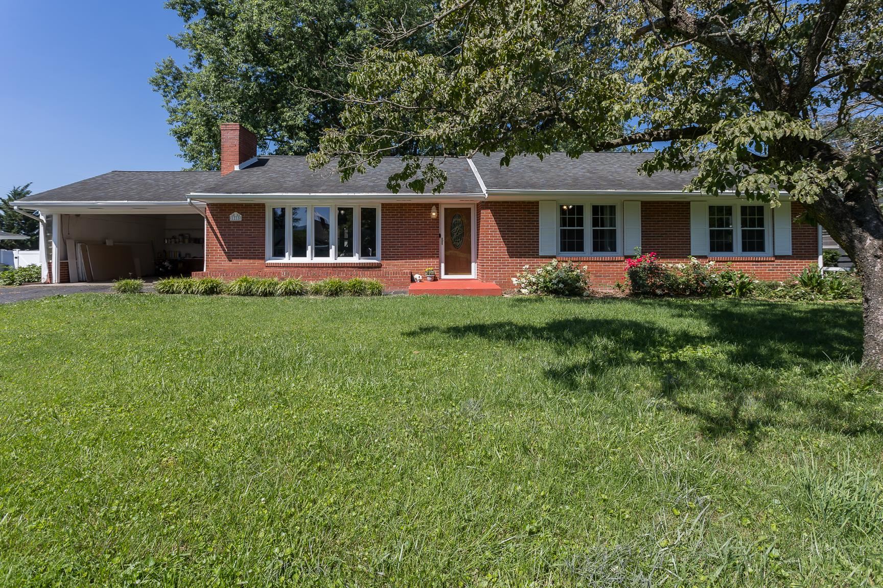 1215 Crofton Ave