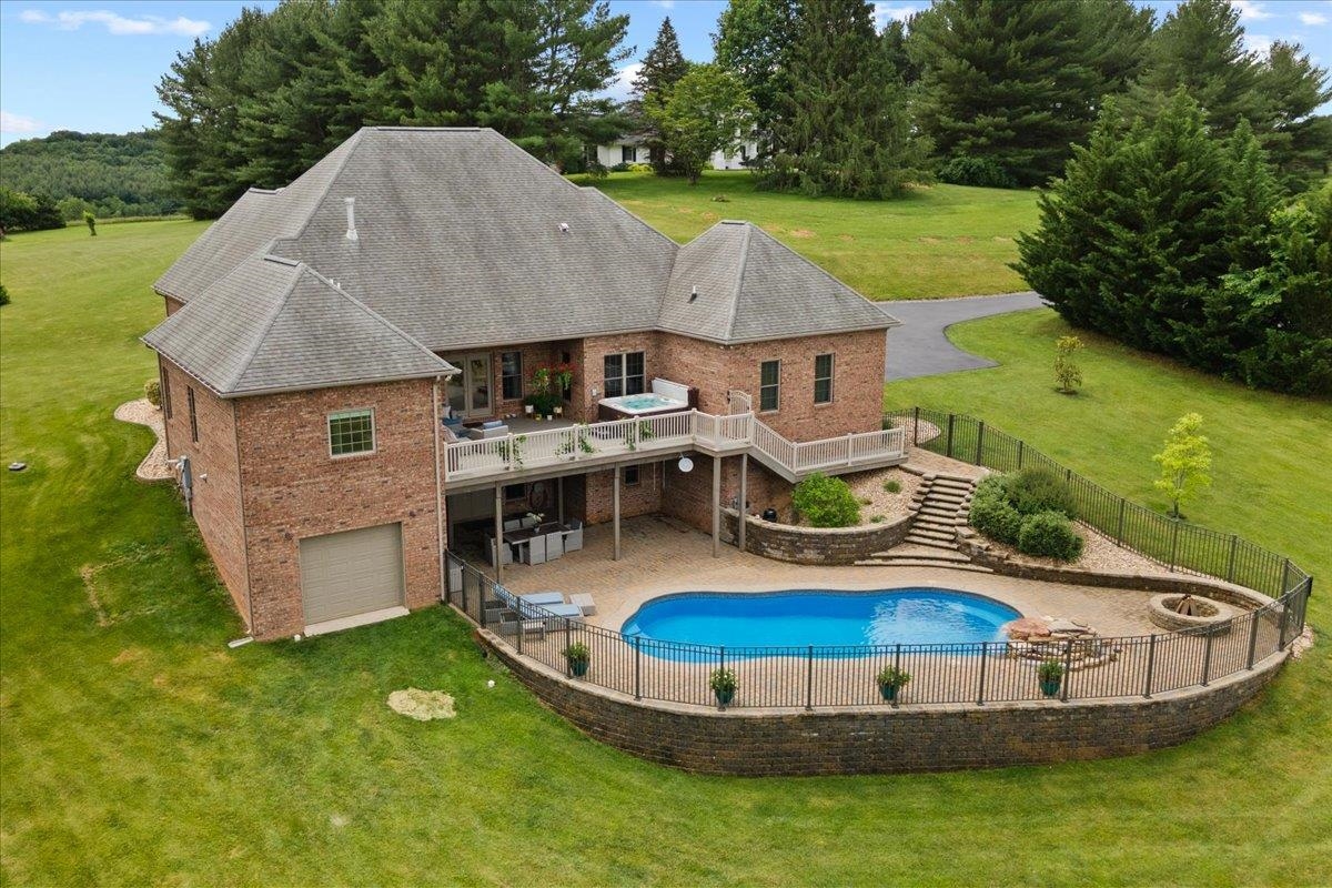 86 Lorway Farm Ln