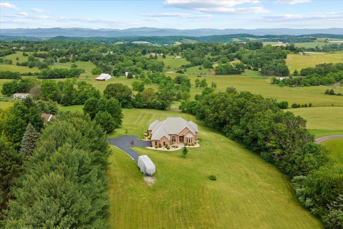 86 Lorway Farm Ln
