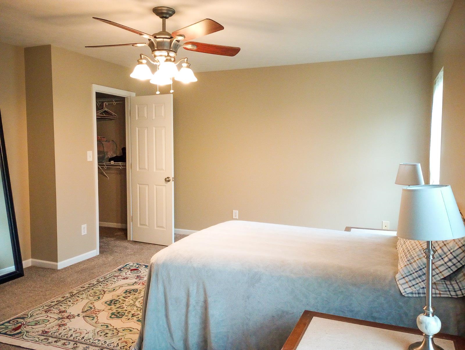 121 Falcon Ln