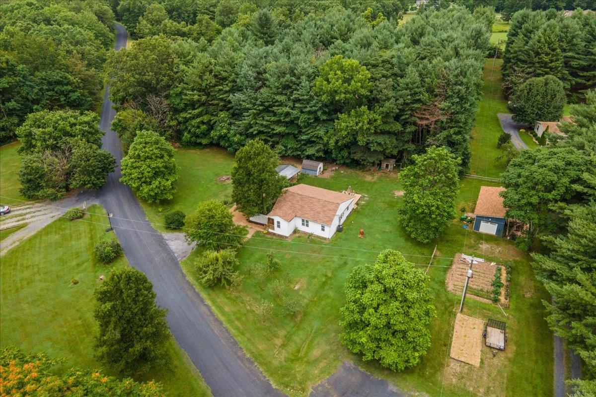 252 Forest Chapel Ln