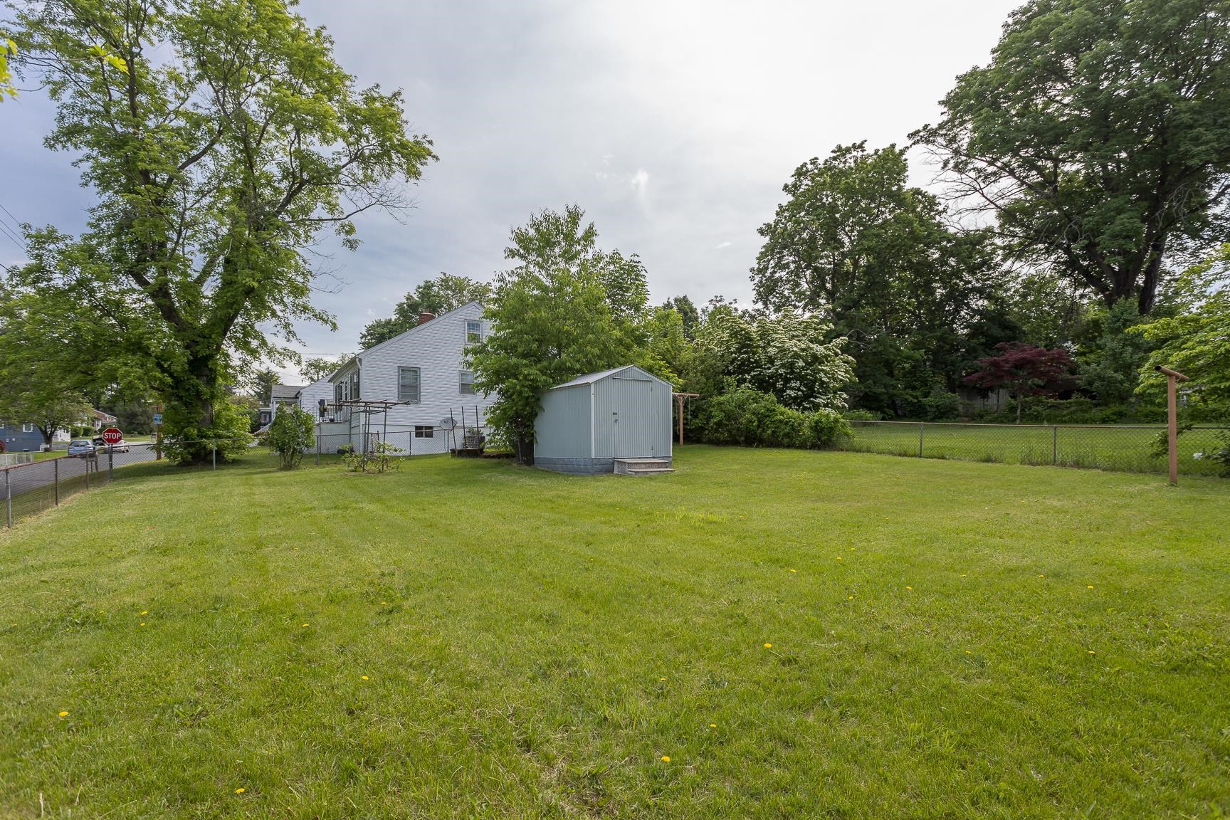 601 Spottswood Rd