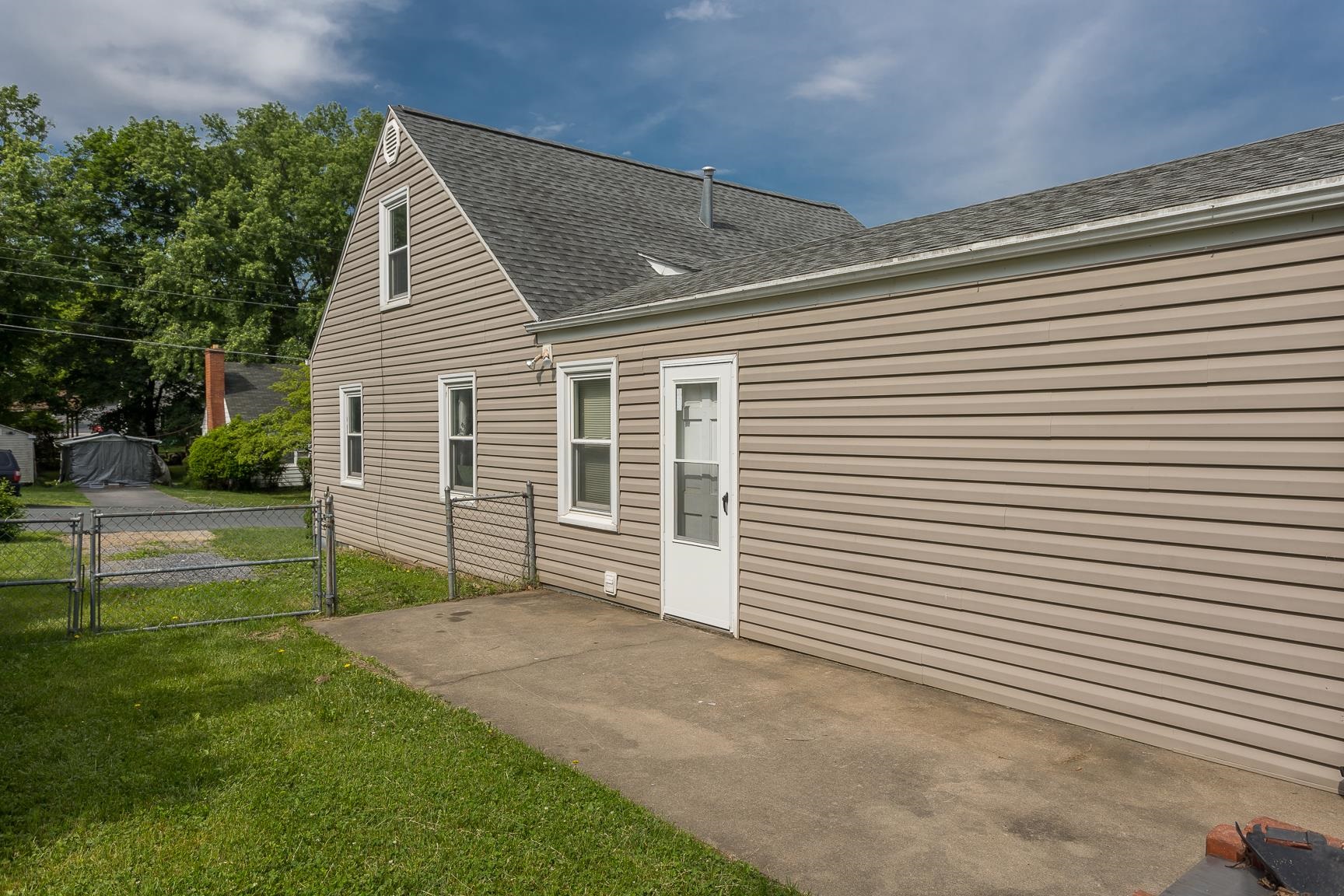 601 Spottswood Rd