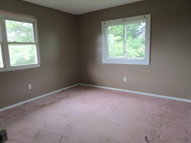 28 Grandview Ln