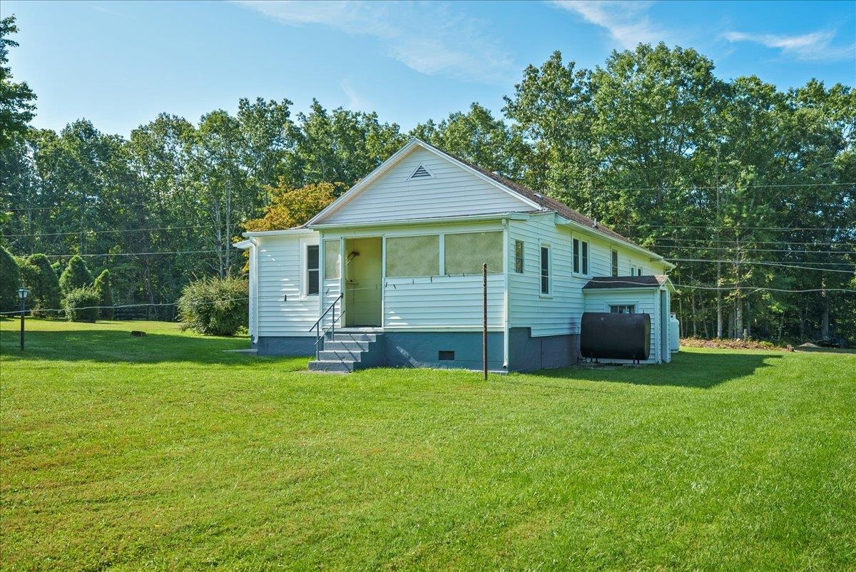 60 Pond Gap Ln