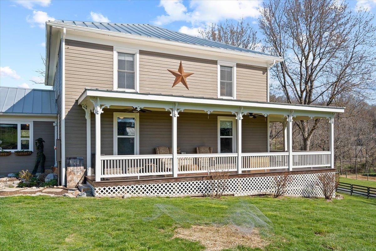 142 Mt Ida Ln