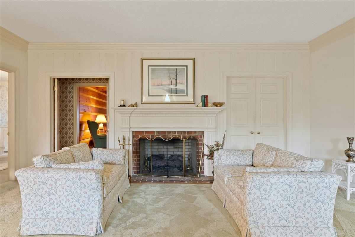 817 Old White Bridge Rd