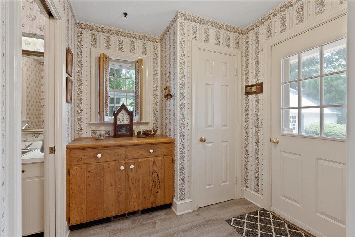 817 Old White Bridge Rd