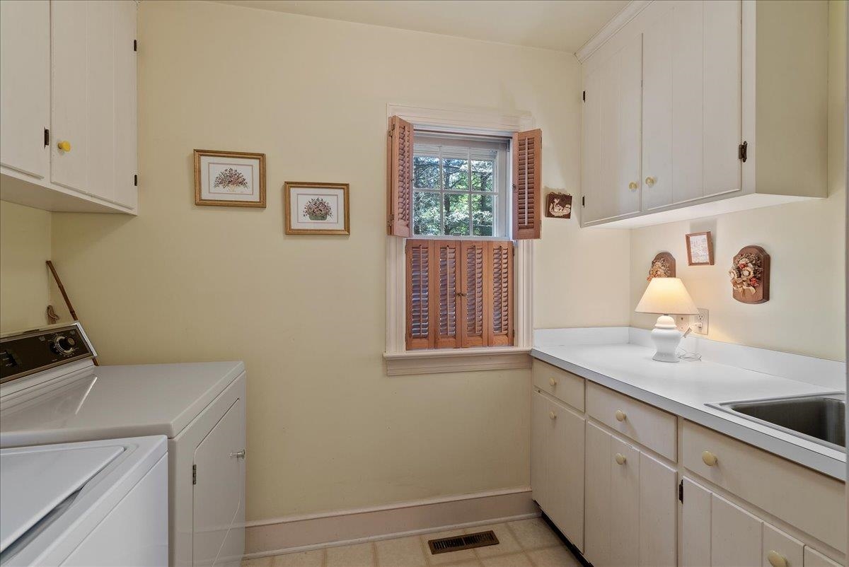 817 Old White Bridge Rd