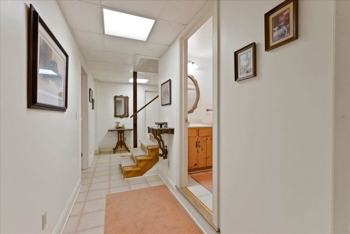 817 Old White Bridge Rd