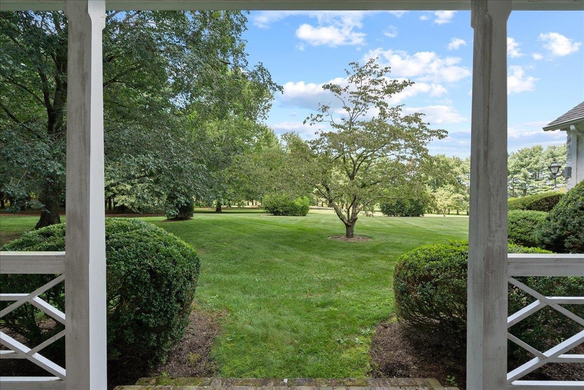 817 Old White Bridge Rd