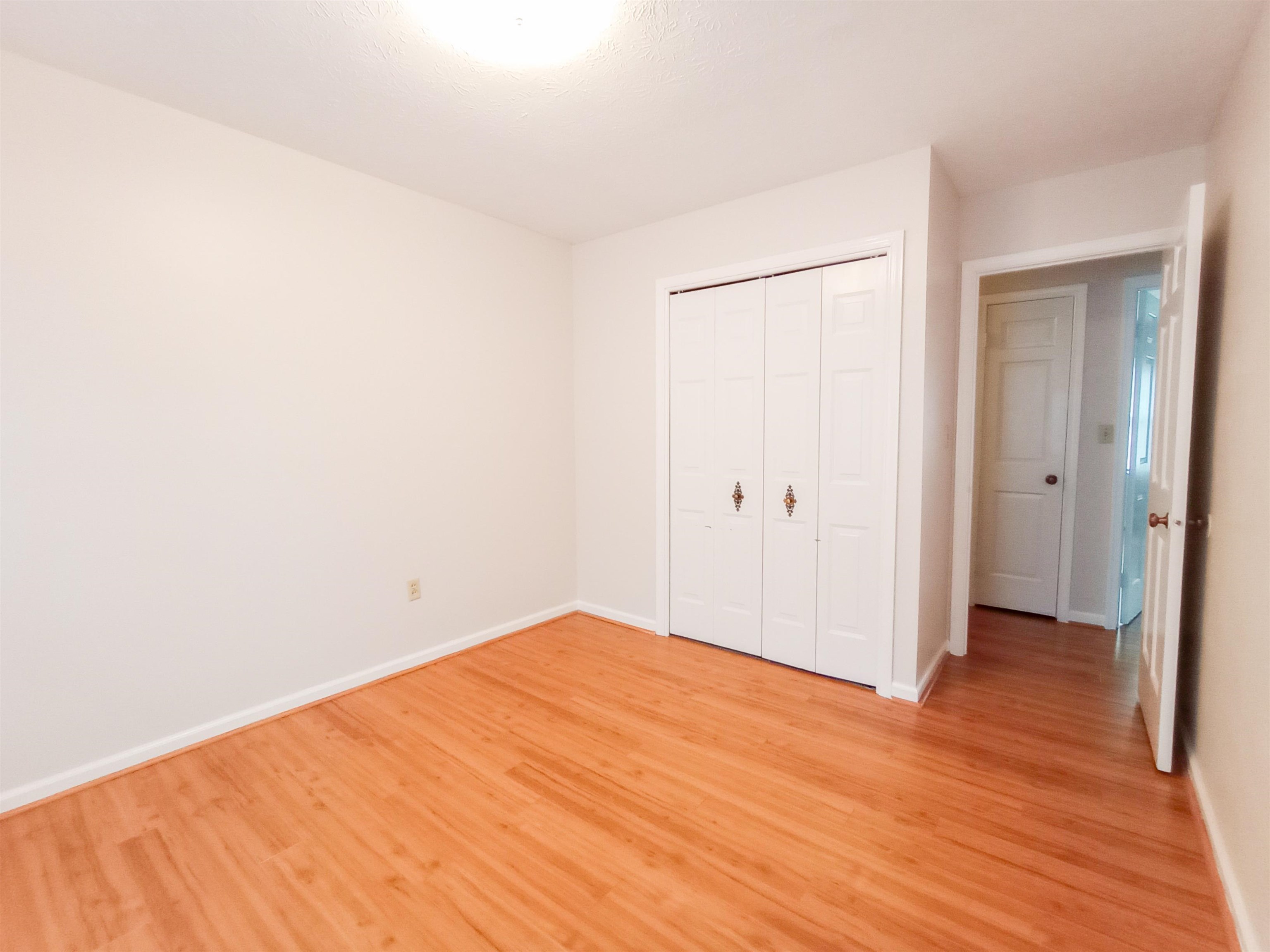 108 Essex Dr