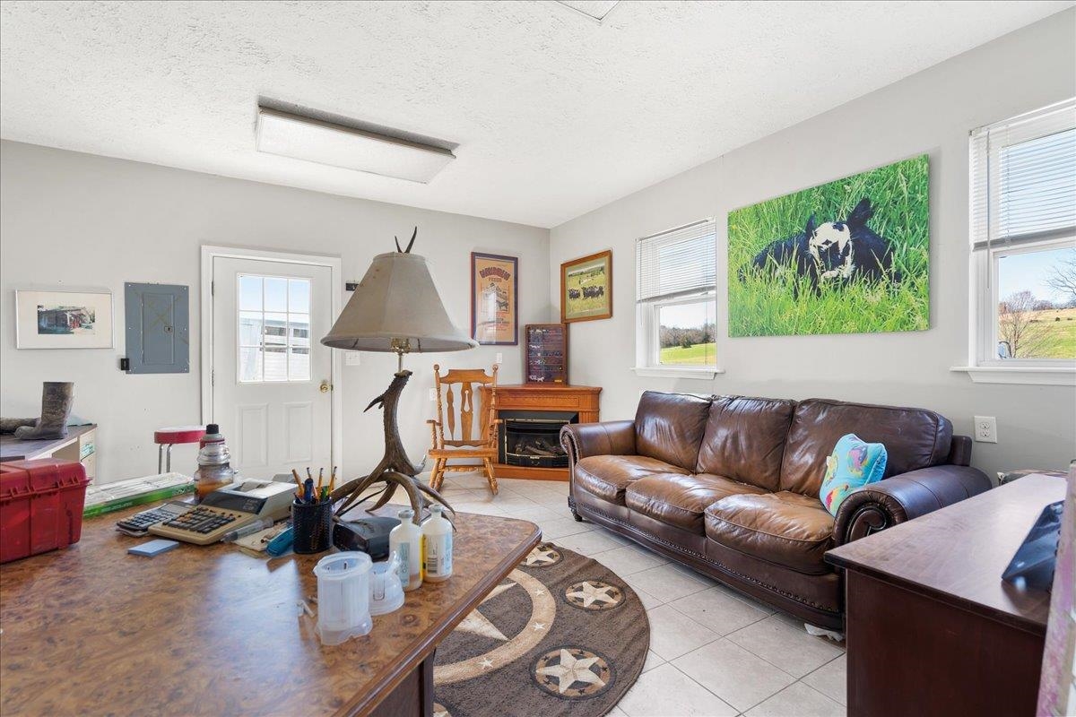 1308 Long Meadow Rd