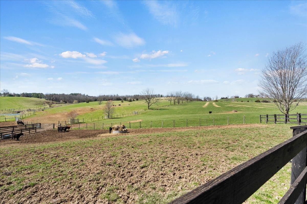 1308 Long Meadow Rd