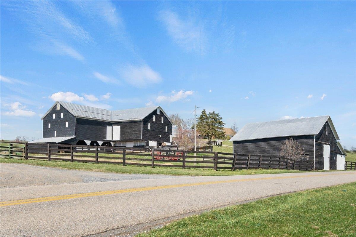 1308 Long Meadow Rd