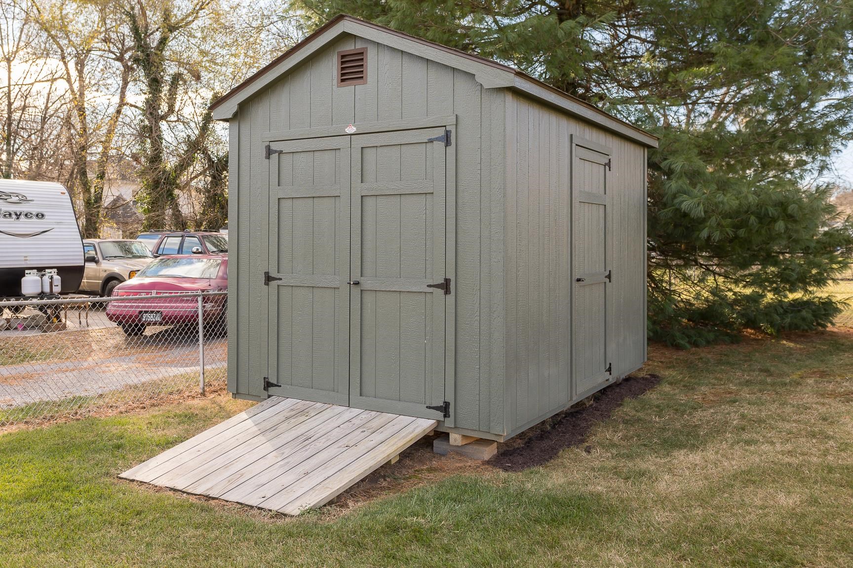 1299 Lyle Ave